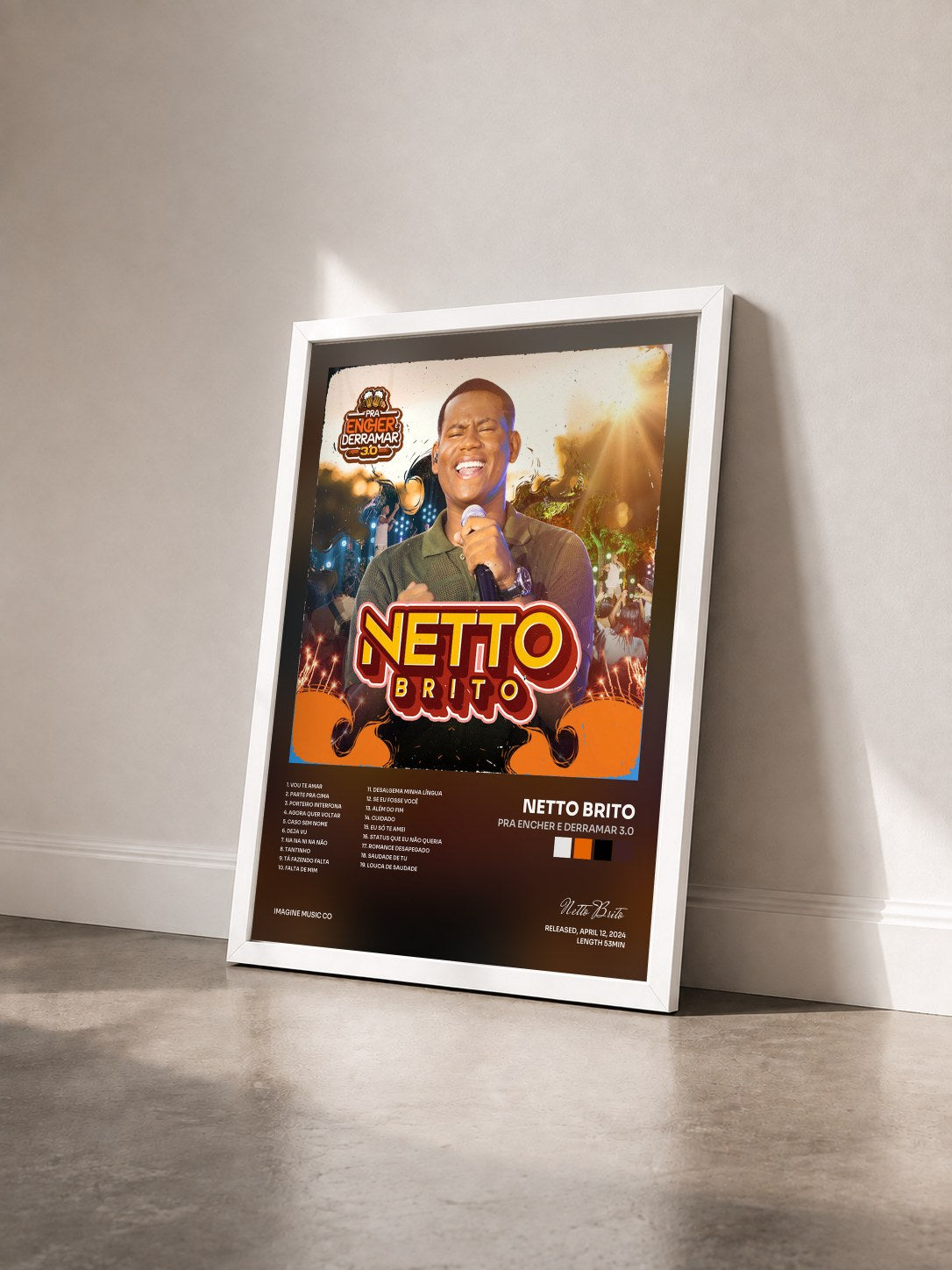 #blanc Tableau de l'album Pra Encher e Derramar 3.0 de Netto Brito vu de trois quarts, cadre blanc