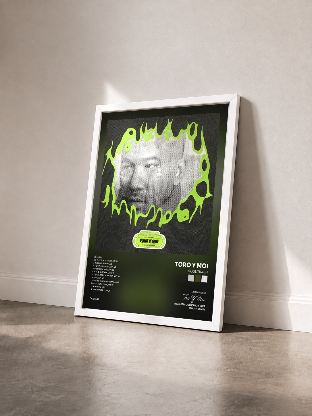 #blanc Tableau de l'album Soul Trash de Toro Y Moi vu de trois quarts, cadre blanc