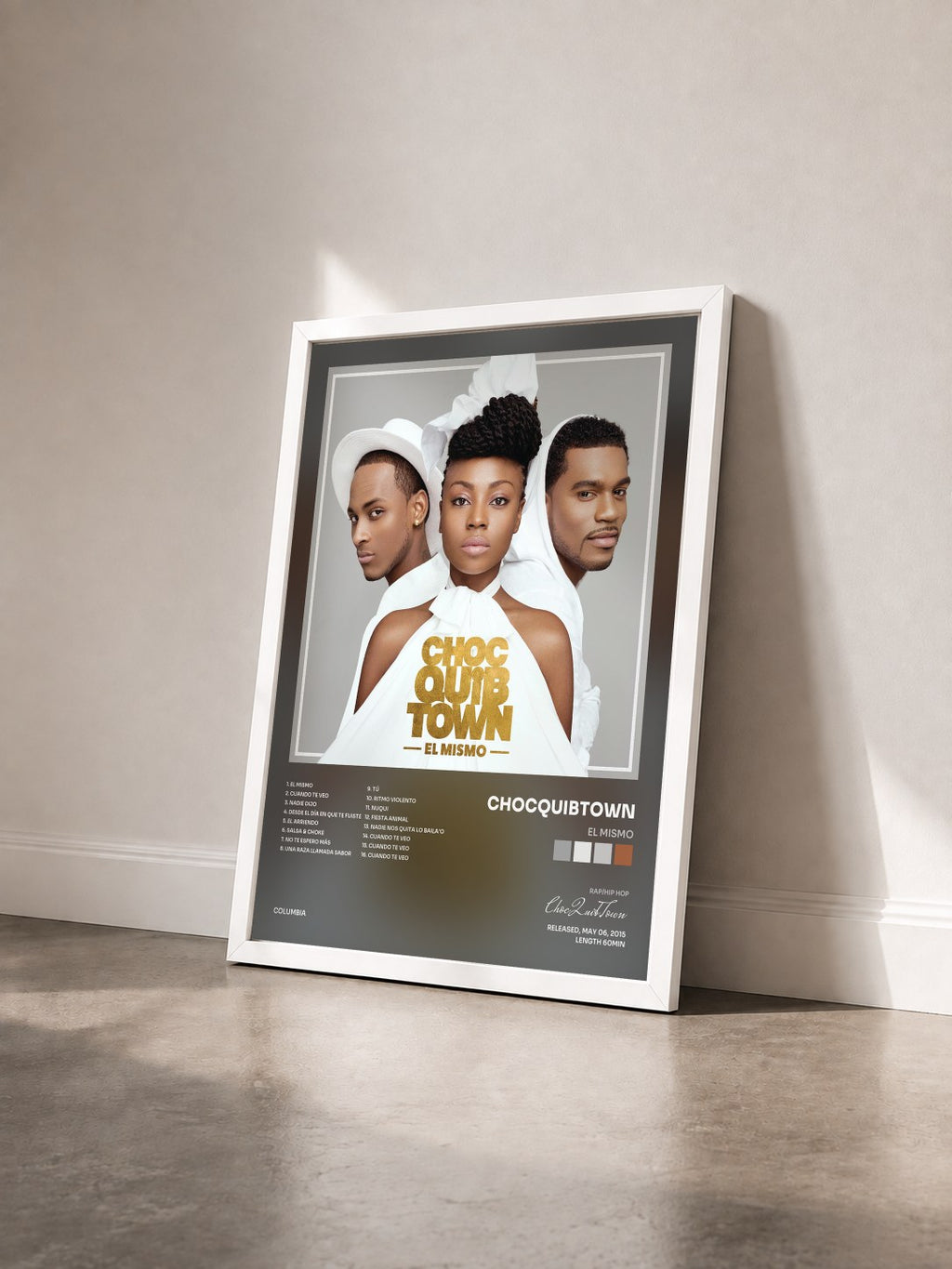 #blanc Tableau de l'album El Mismo de ChocQuibTown vu de trois quarts, cadre blanc
