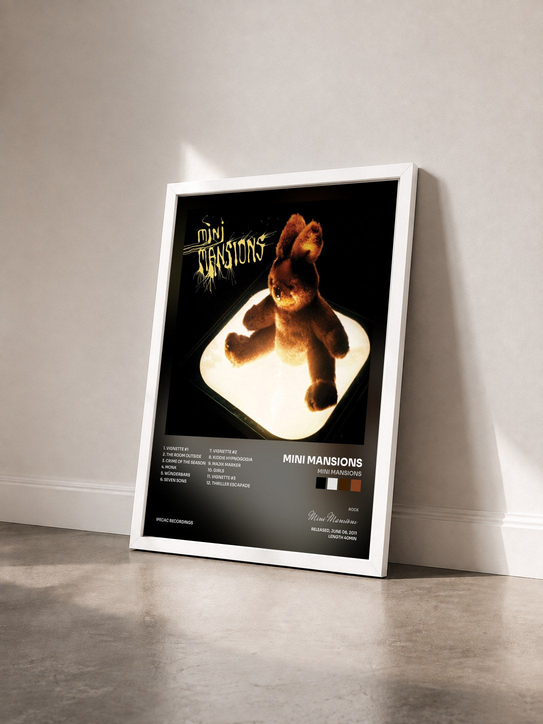 #blanc Tableau de l'album Mini Mansions de Mini Mansions vu de trois quarts, cadre blanc