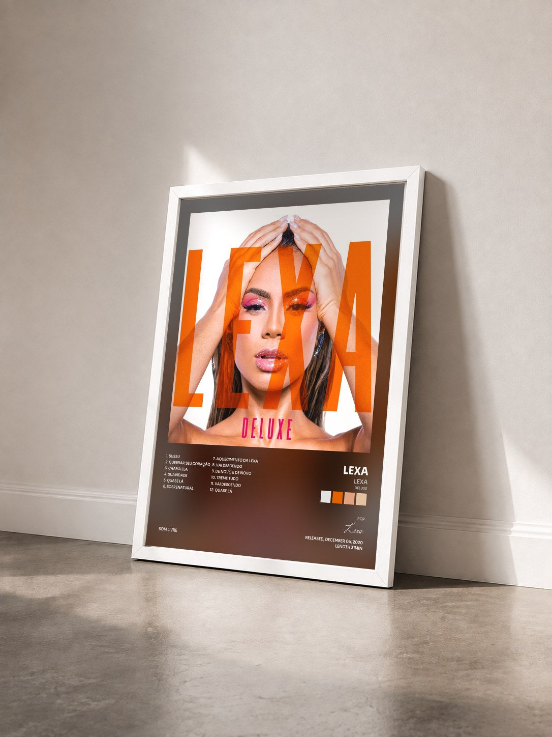 #blanc Tableau de l'album LEXA (Deluxe) de Lexa vu de trois quarts, cadre blanc