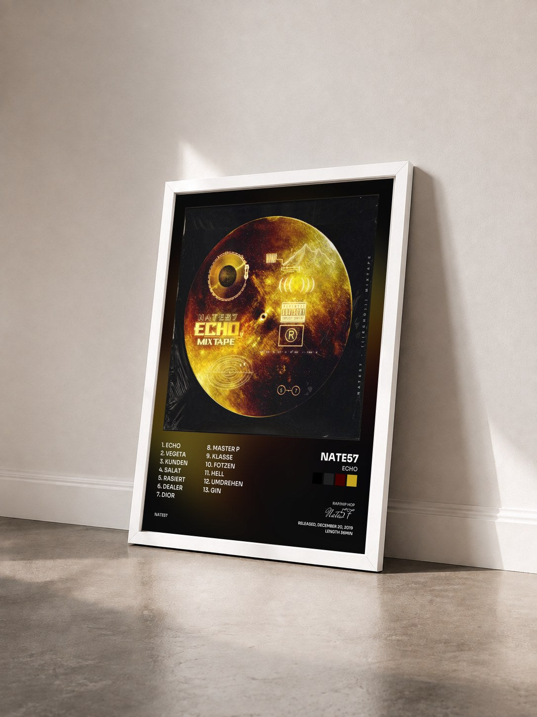 #blanc Tableau de l'album Echo de Nate57 vu de trois quarts, cadre blanc