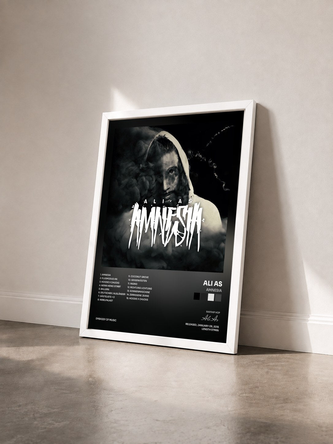 #blanc Tableau de l'album Amnesia de Ali As vu de trois quarts, cadre blanc