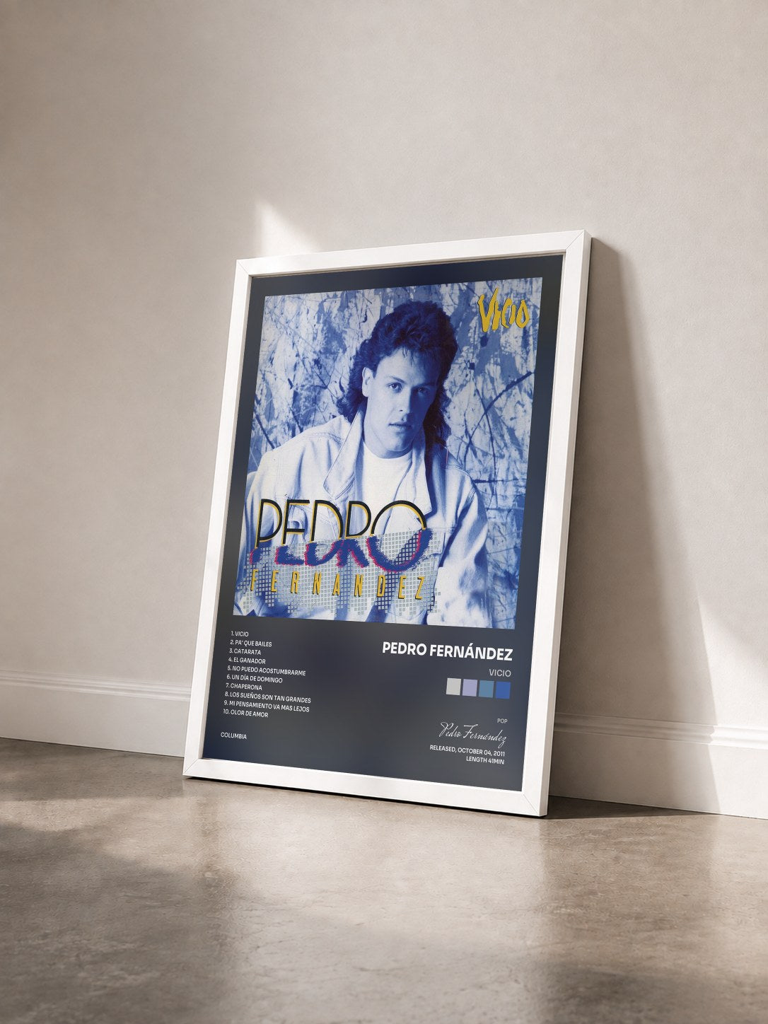#blanc Tableau de l'album Vicio de Pedro Fernández vu de trois quarts, cadre blanc