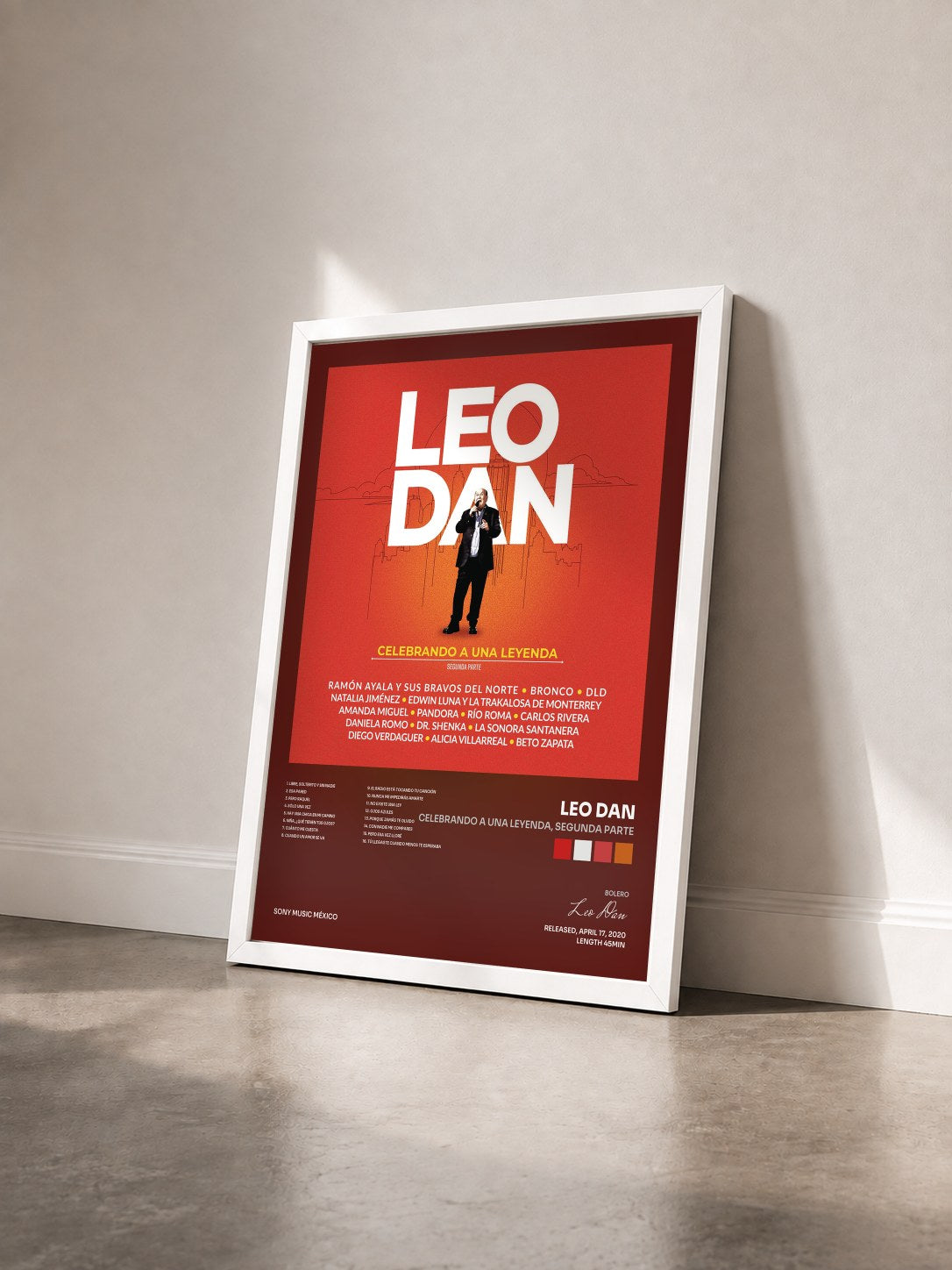 #blanc Tableau de l'album Celebrando a una Leyenda, Segunda Parte de Leo Dan vu de trois quarts, cadre blanc