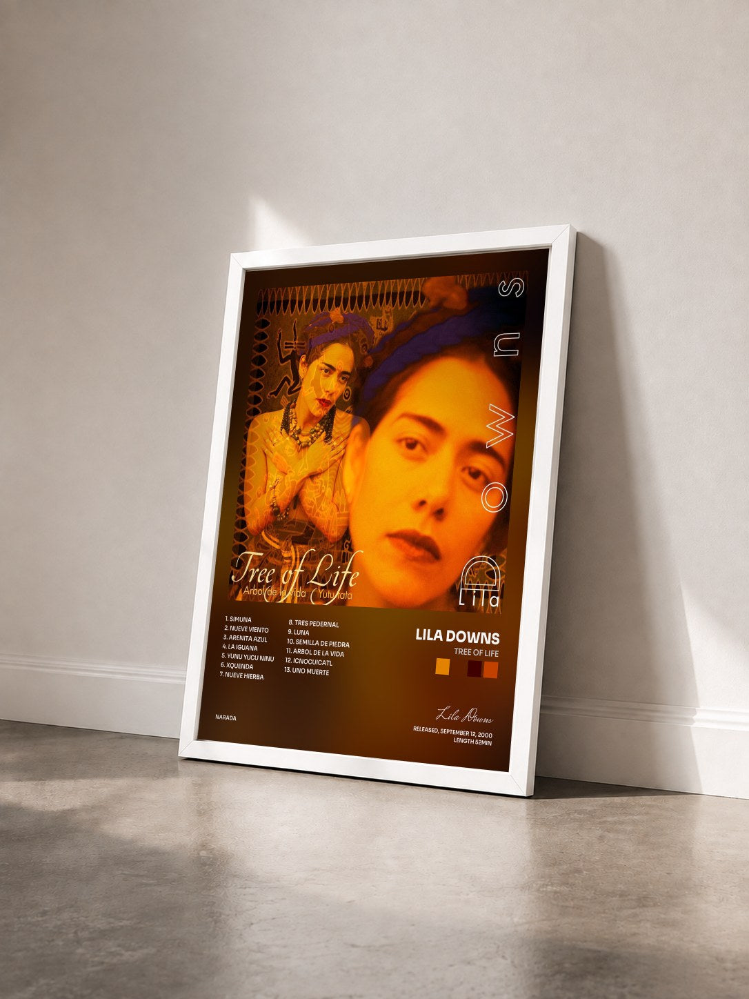 #blanc Tableau de l'album Tree Of Life de Lila Downs vu de trois quarts, cadre blanc