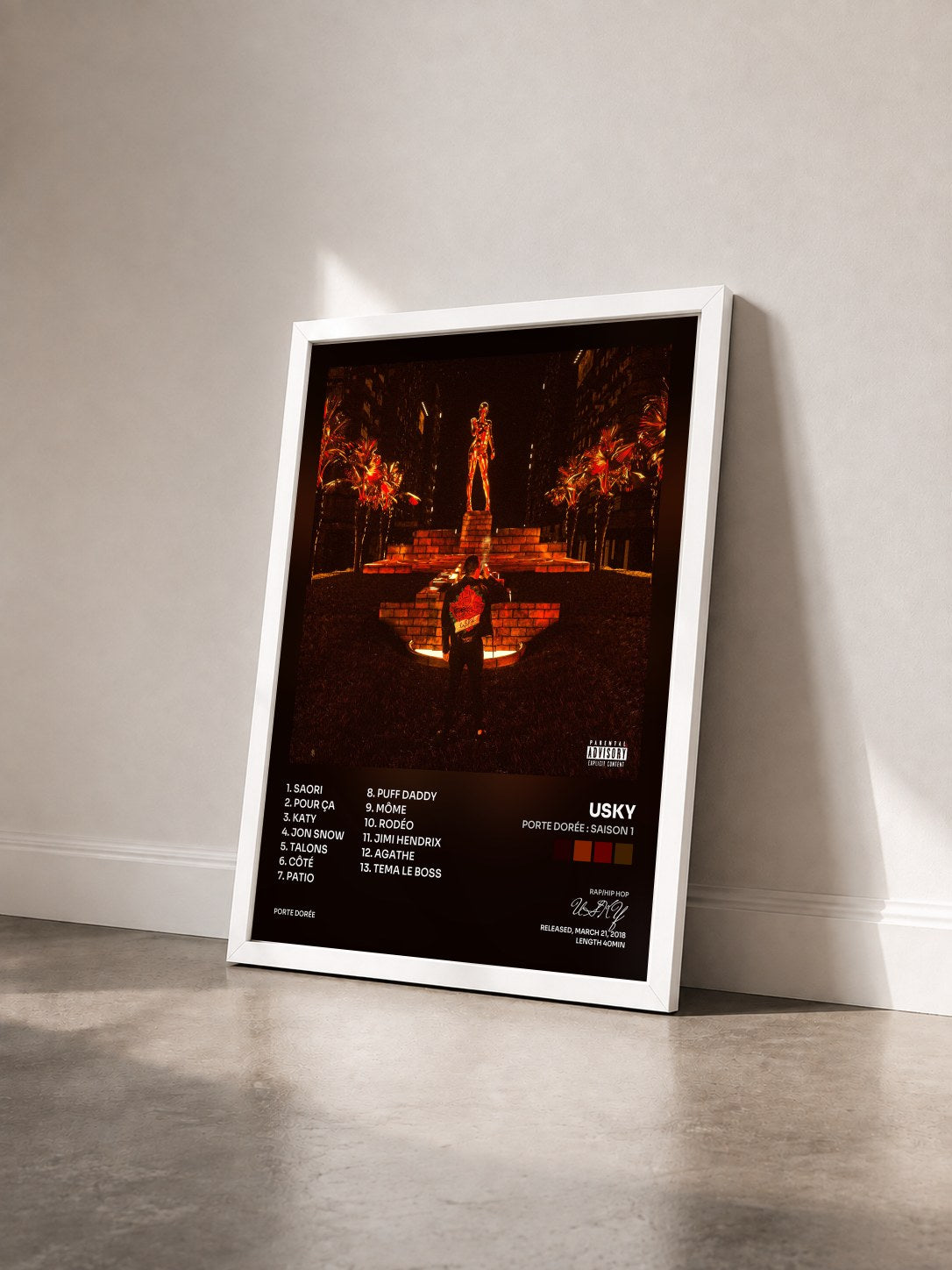 #blanc Tableau de l'album Porte dorée : saison 1 de USKY vu de trois quarts, cadre blanc