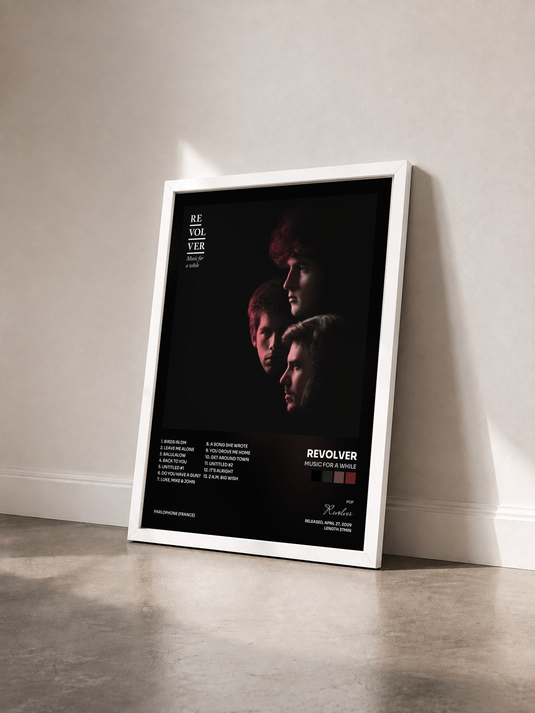 #blanc Tableau de l'album Music For A While de Revolver vu de trois quarts, cadre blanc