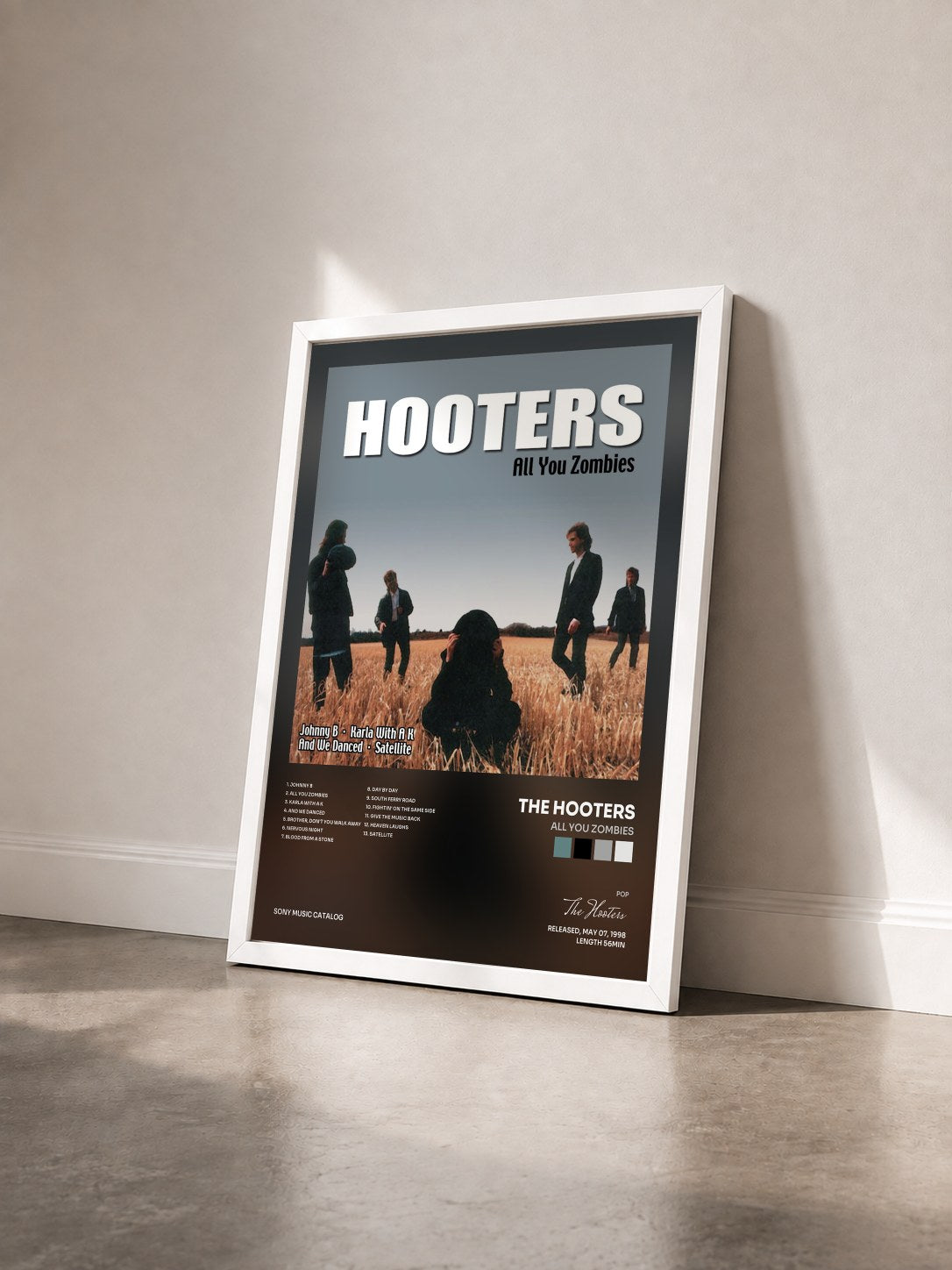 #blanc Tableau de l'album All You Zombies de The Hooters vu de trois quarts, cadre blanc