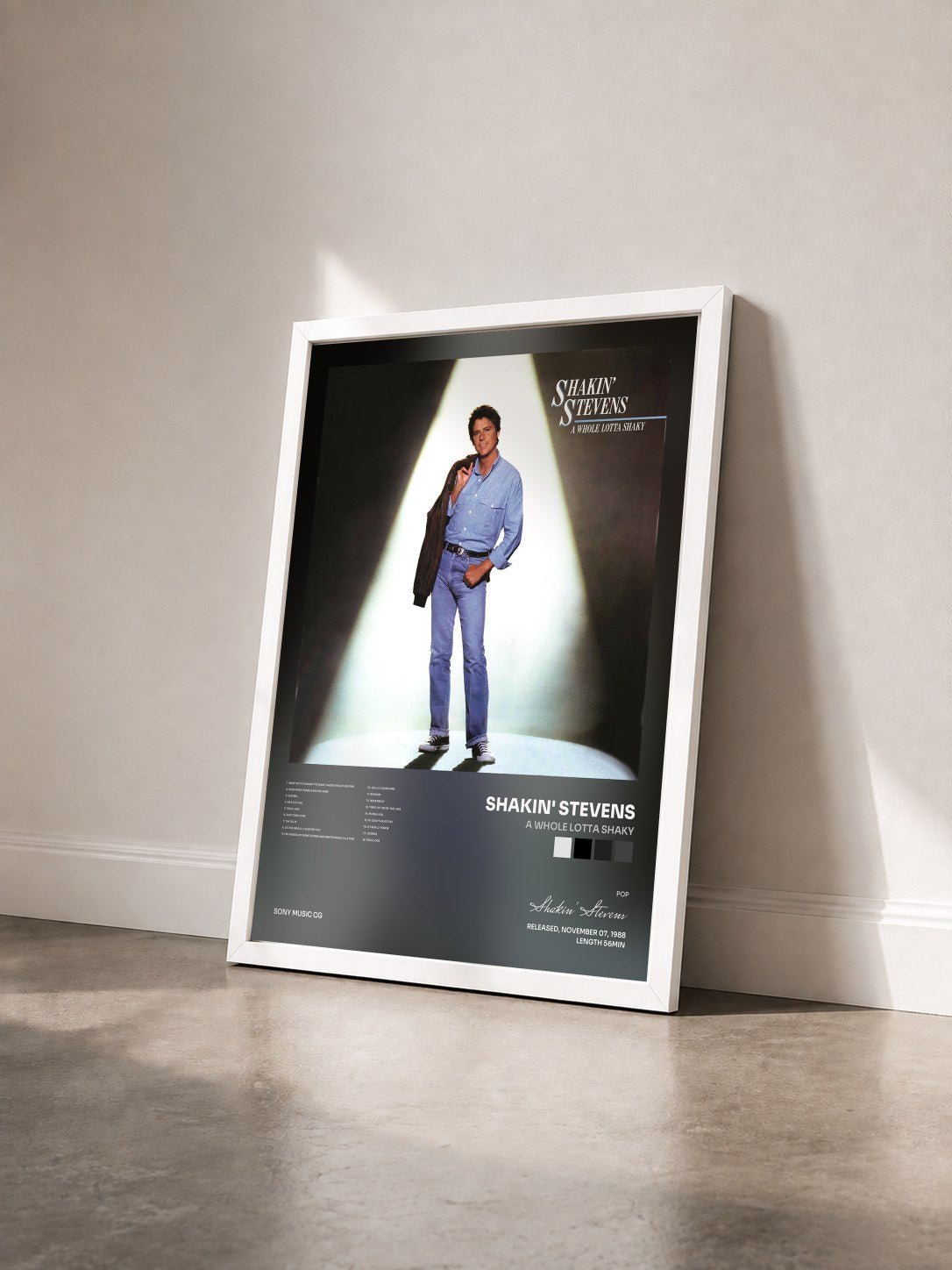 #blanc Tableau de l'album A Whole Lotta Shaky de Shakin' Stevens vu de trois quarts, cadre blanc