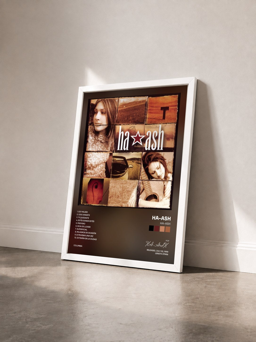 #blanc Tableau de l'album HA-ASH de HA-ASH vu de trois quarts, cadre blanc