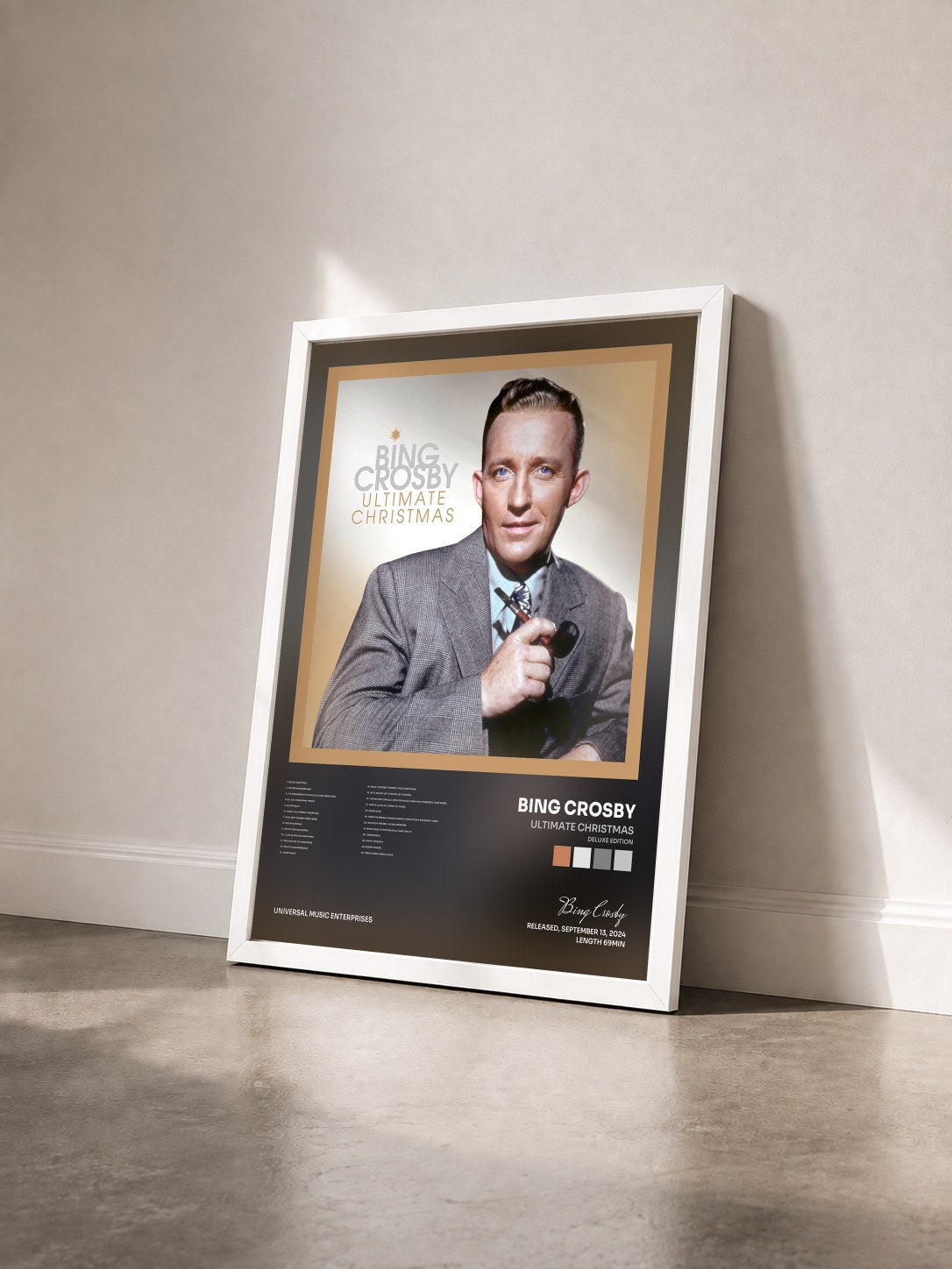 #blanc Tableau de l'album Ultimate Christmas (Deluxe Edition) de Bing Crosby vu de trois quarts, cadre blanc