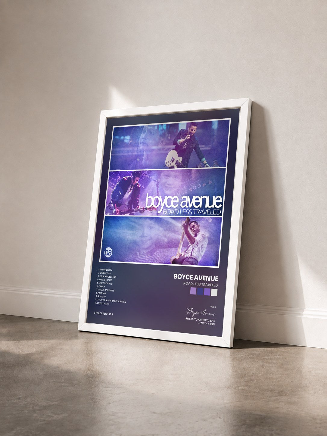 #blanc Tableau de l'album Road Less Traveled de Boyce Avenue vu de trois quarts, cadre blanc