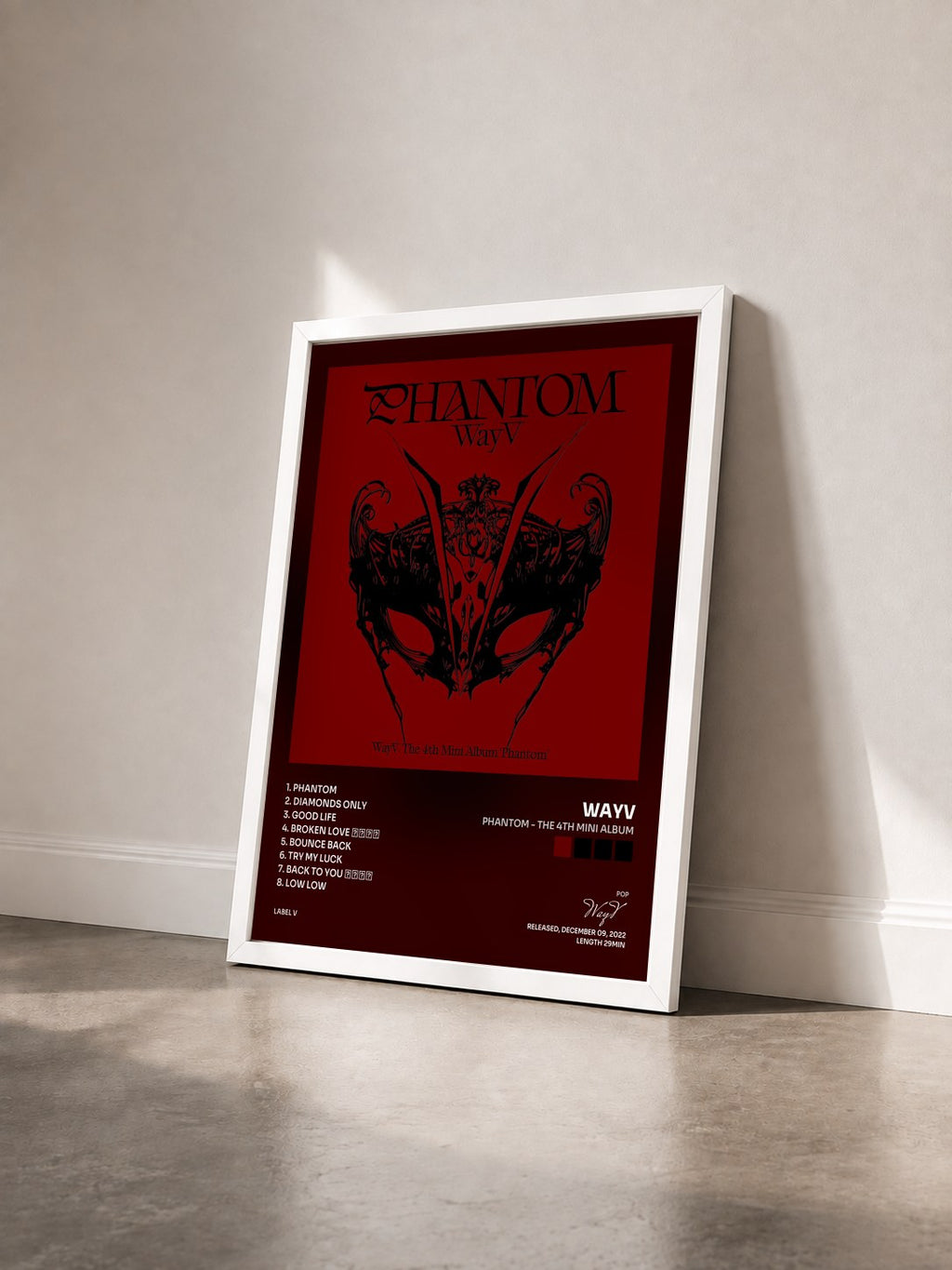 #blanc Tableau de l'album Phantom - The 4th Mini Album de WayV vu de trois quarts, cadre blanc
