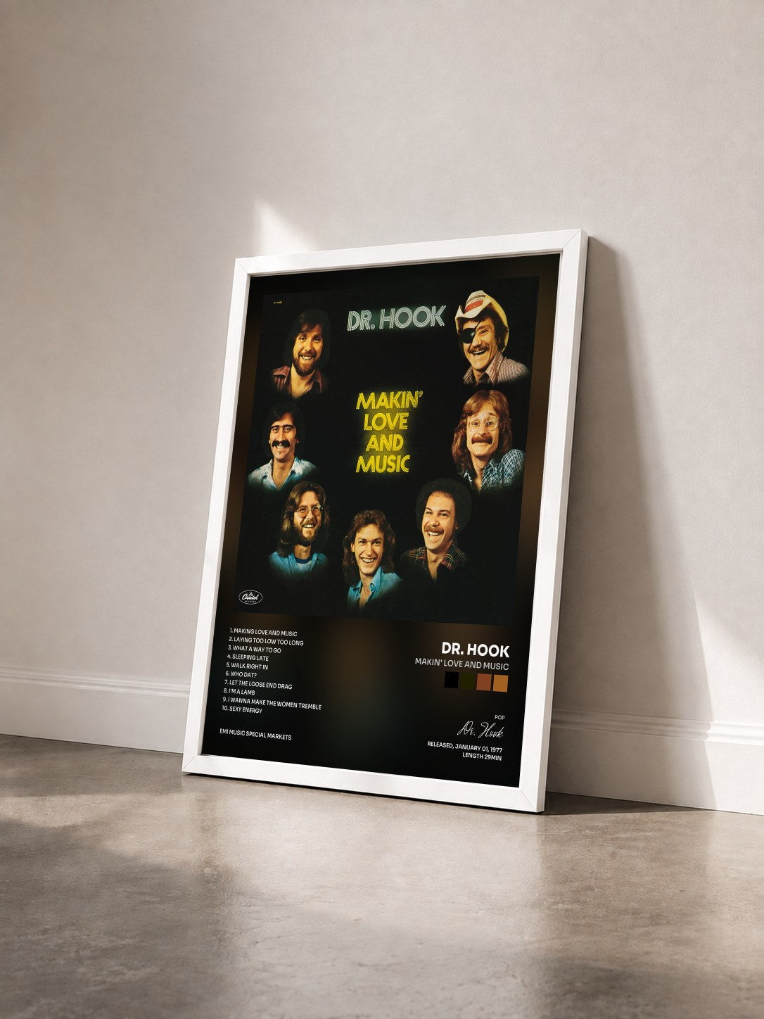 #blanc Tableau de l'album Makin' Love And Music de Dr. Hook vu de trois quarts, cadre blanc