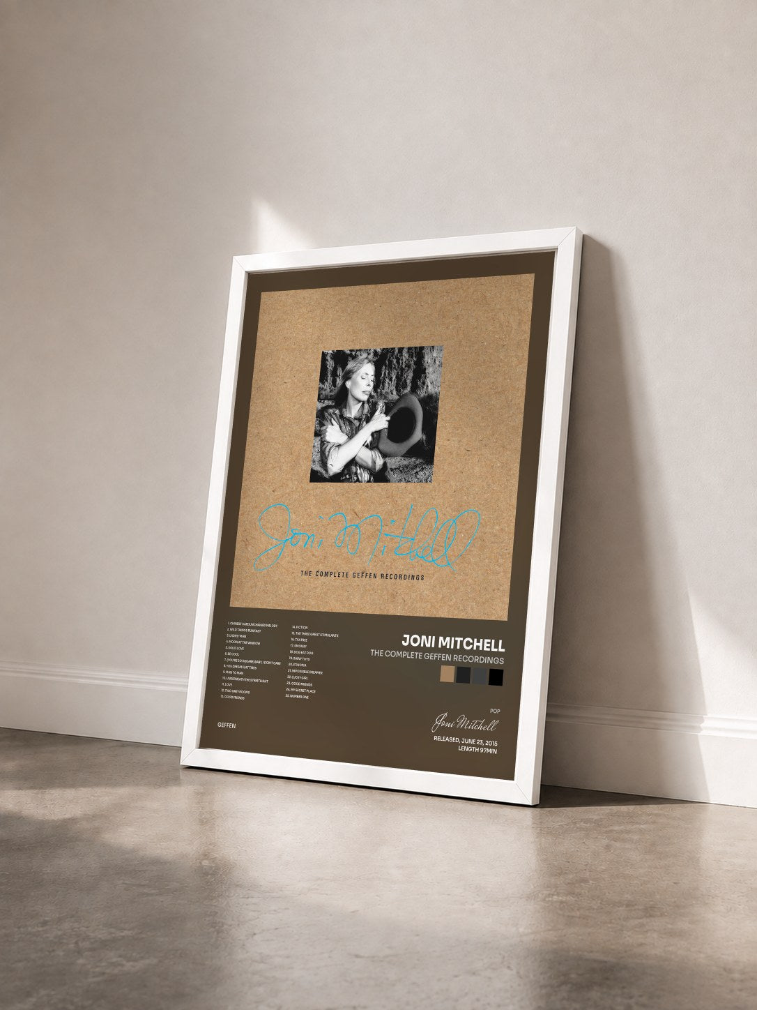 #blanc Tableau de l'album The Complete Geffen Recordings de Joni Mitchell vu de trois quarts, cadre blanc