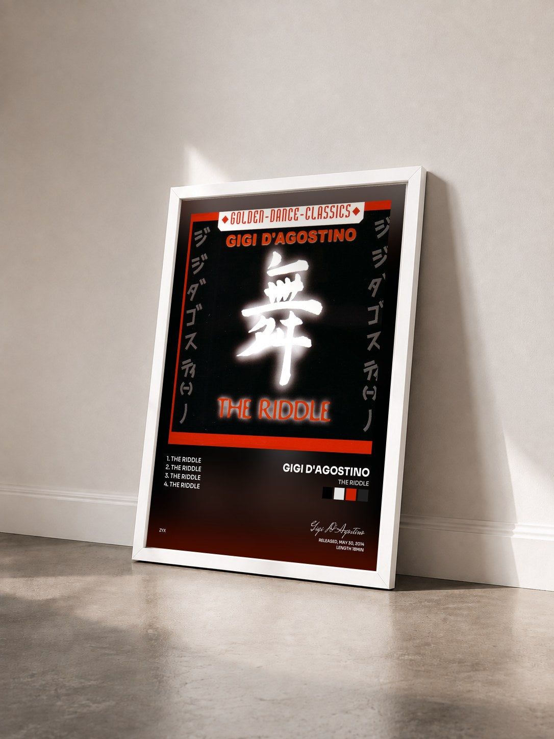 #blanc Tableau de l'album The Riddle de Gigi D'Agostino vu de trois quarts, cadre blanc
