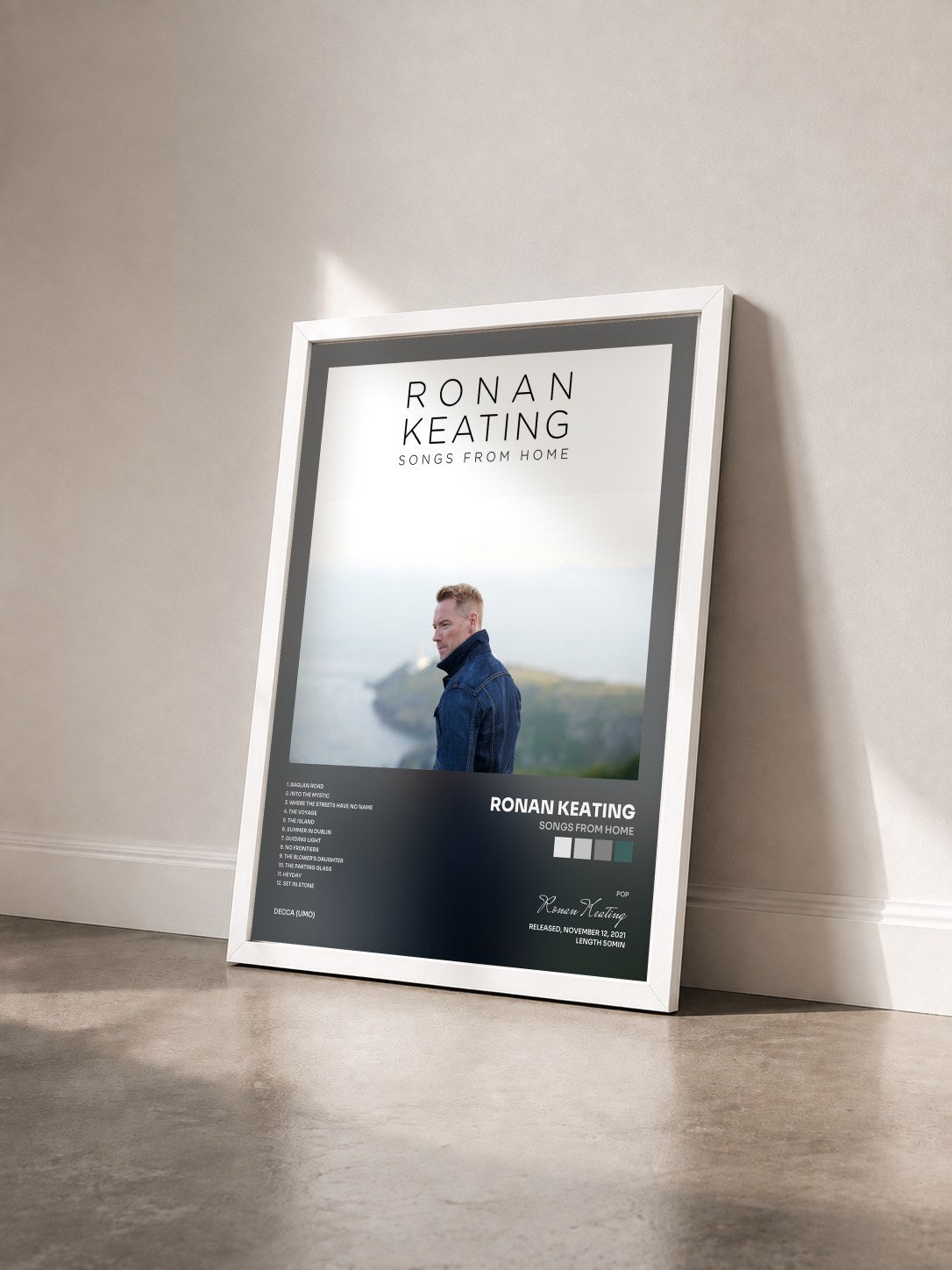 #blanc Tableau de l'album Songs From Home de Ronan Keating vu de trois quarts, cadre blanc