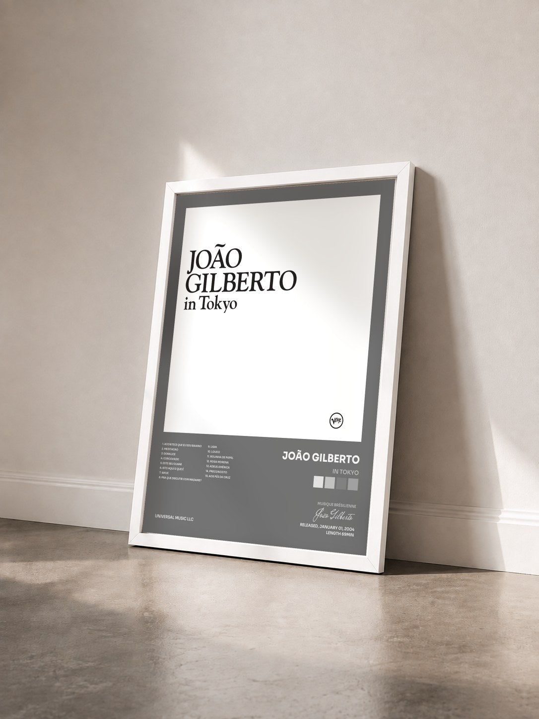 #blanc Tableau de l'album In Tokyo de João Gilberto vu de trois quarts, cadre blanc