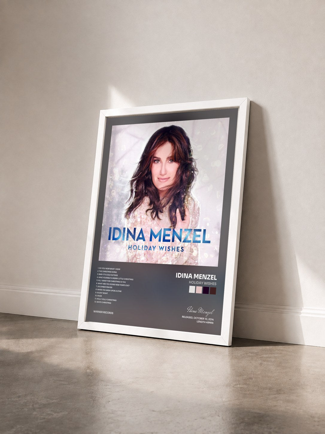 #blanc Tableau de l'album Holiday Wishes de Idina Menzel vu de trois quarts, cadre blanc
