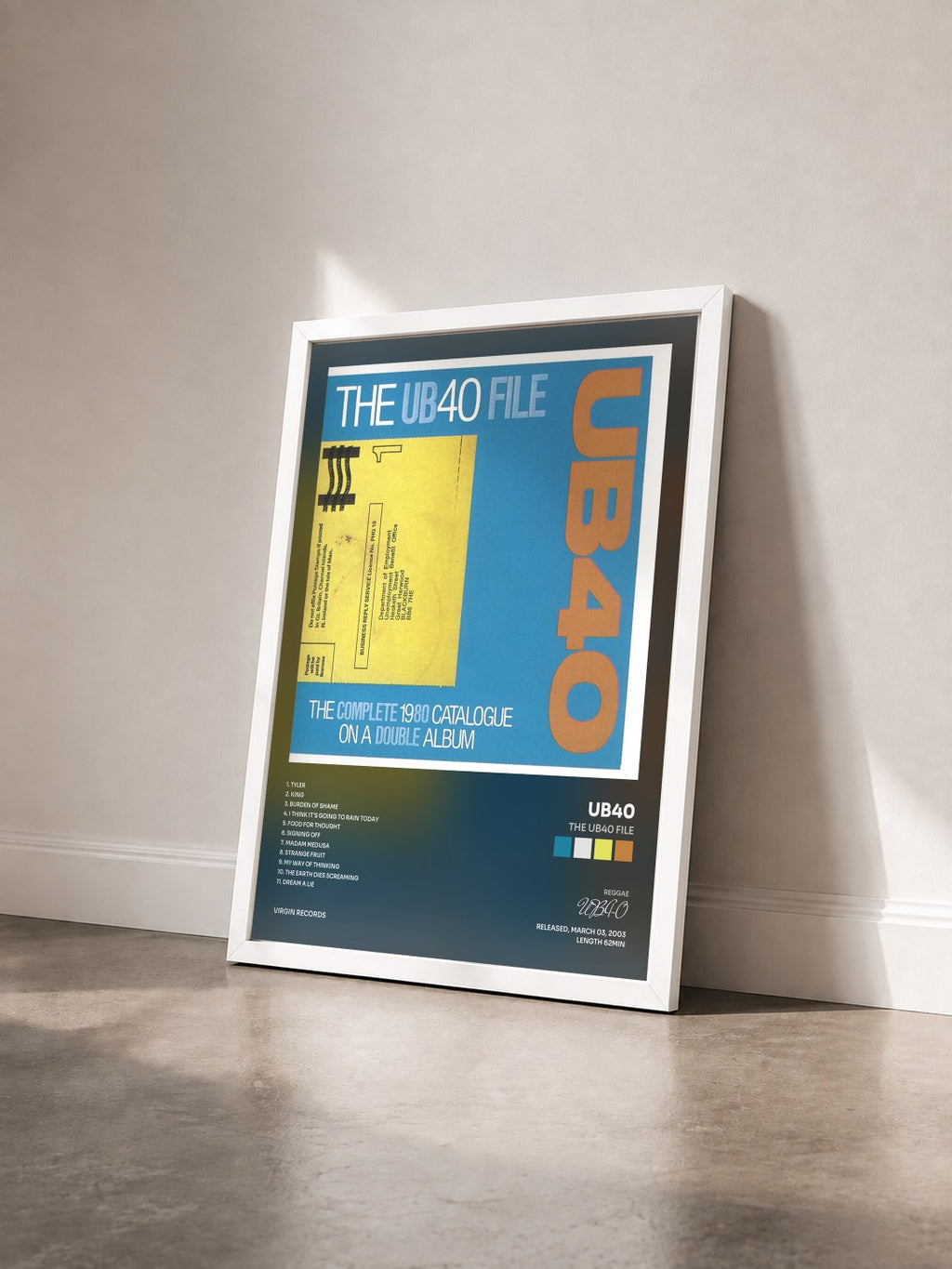 #blanc Tableau de l'album The UB40 File de UB40 vu de trois quarts, cadre blanc