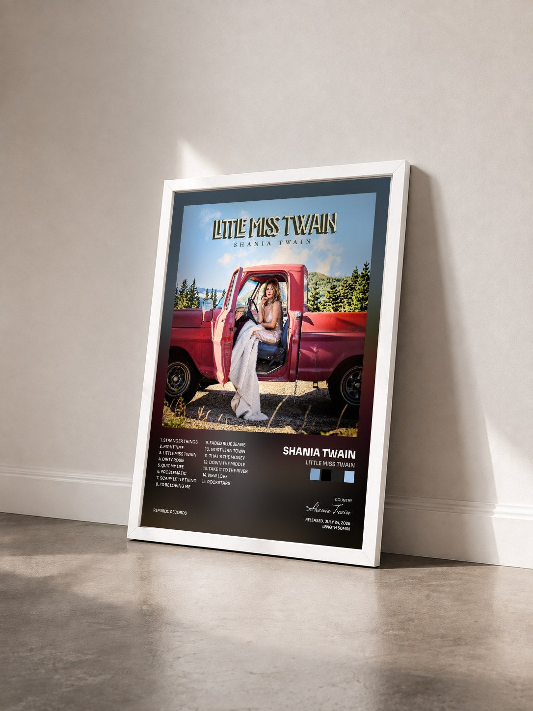 #blanc Tableau de l'album Little Miss Twain de Shania Twain vu de trois quarts, cadre blanc