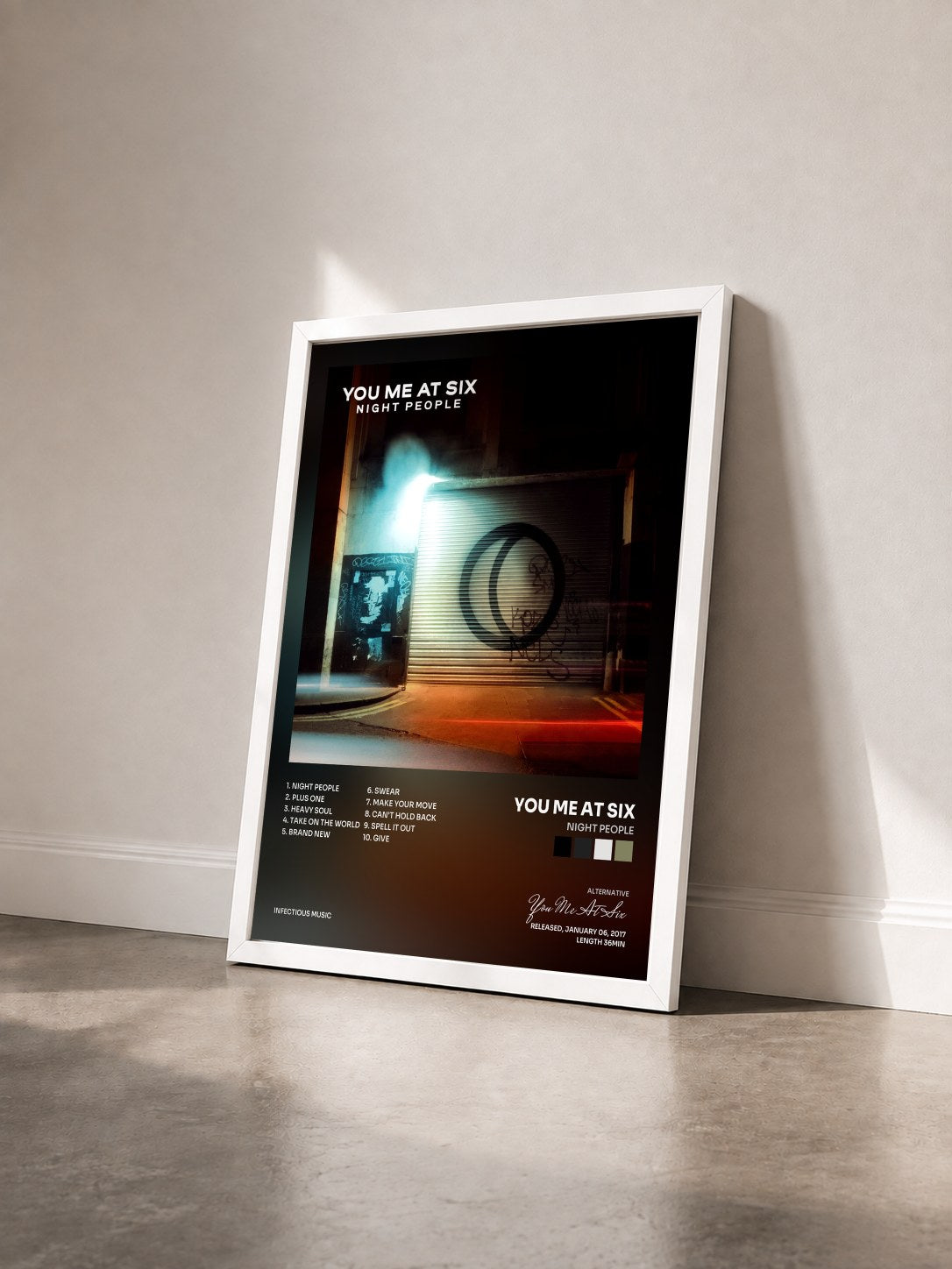 #blanc Tableau de l'album Night People de You Me At Six vu de trois quarts, cadre blanc