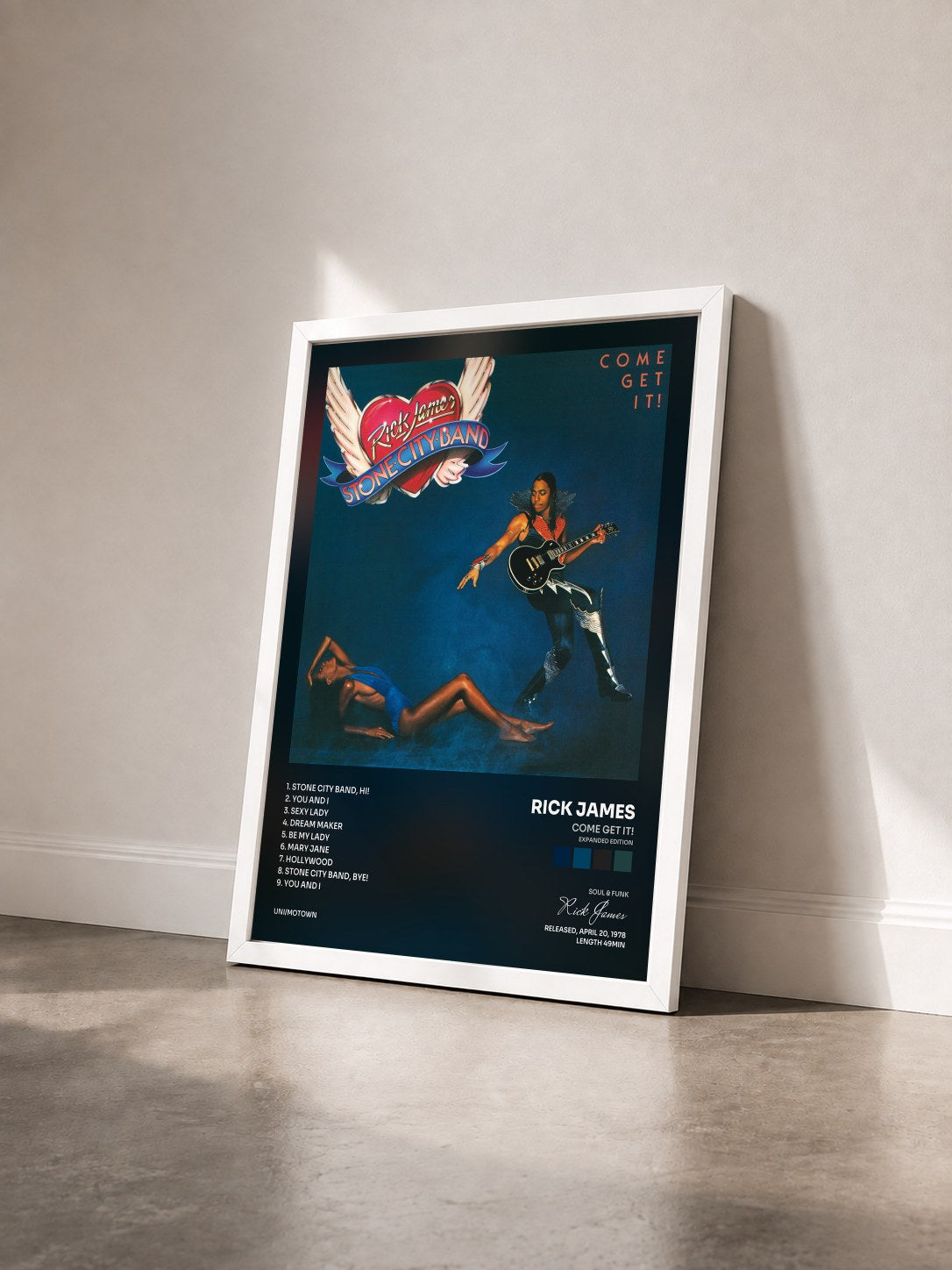#blanc Tableau de l'album Come Get It! (Expanded Edition) de Rick James vu de trois quarts, cadre blanc