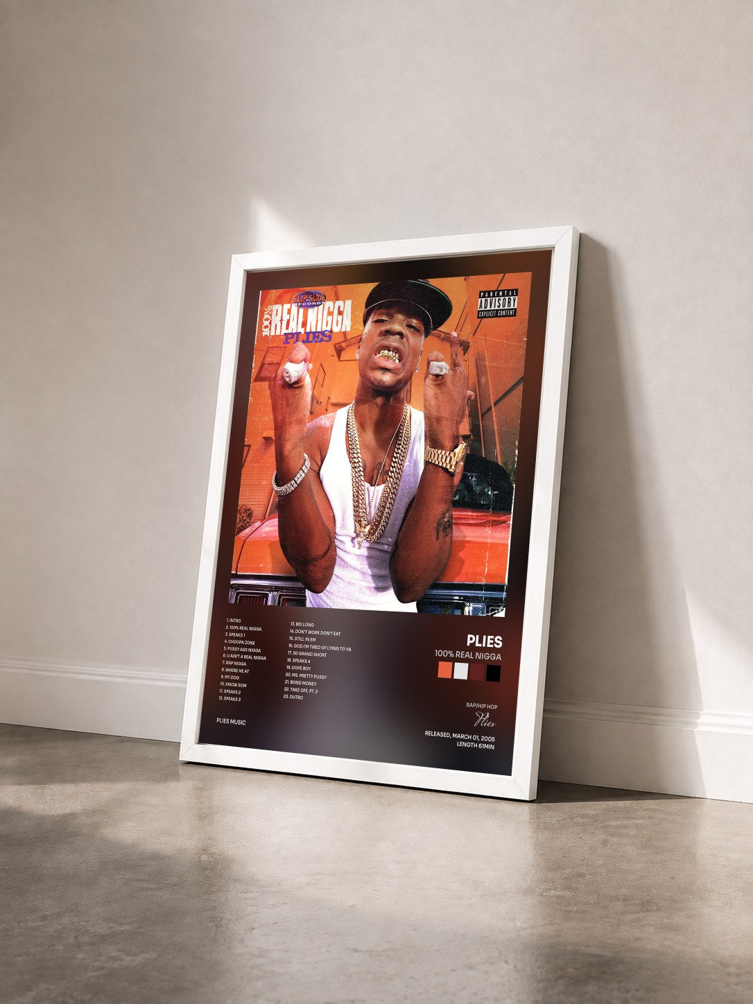 #blanc Tableau de l'album 100% Real Nigga de Plies vu de trois quarts, cadre blanc