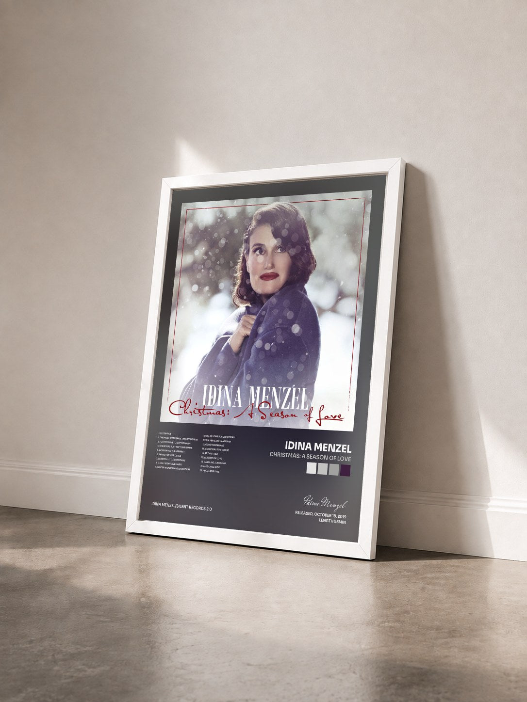#blanc Tableau de l'album Christmas: A Season Of Love de Idina Menzel vu de trois quarts, cadre blanc