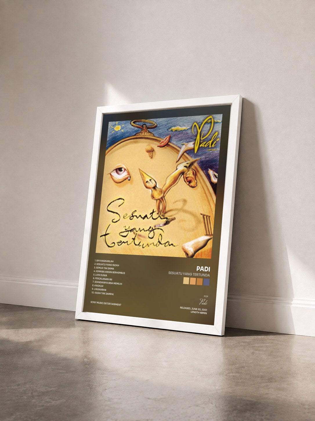 #blanc Tableau de l'album Sesuatu Yang Tertunda de Padi vu de trois quarts, cadre blanc