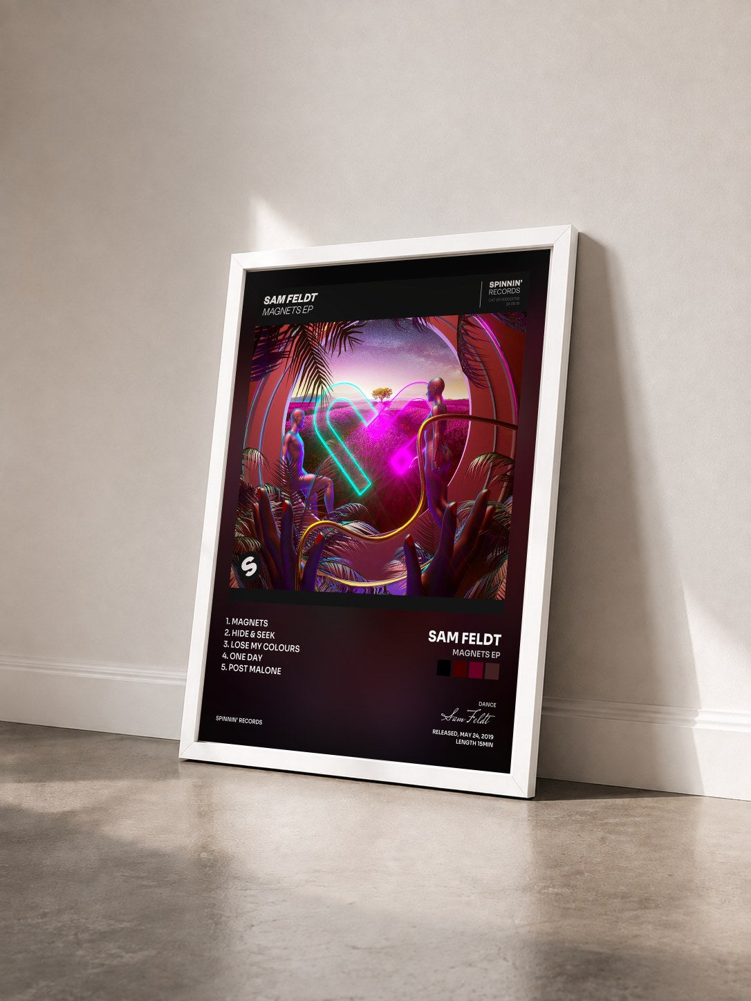 #blanc Tableau de l'album Magnets EP de Sam Feldt vu de trois quarts, cadre blanc