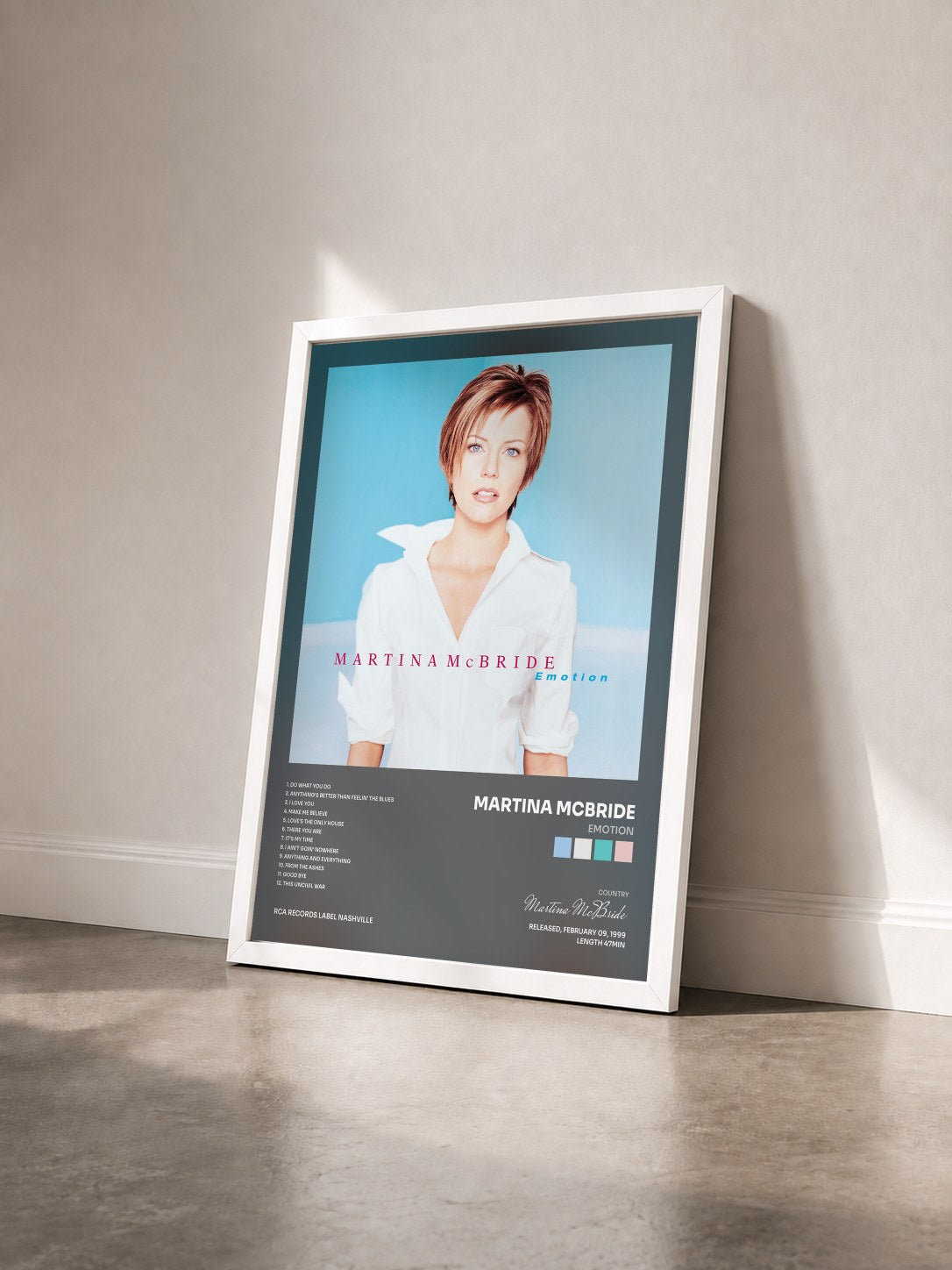 #blanc Tableau de l'album Emotion de Martina McBride vu de trois quarts, cadre blanc