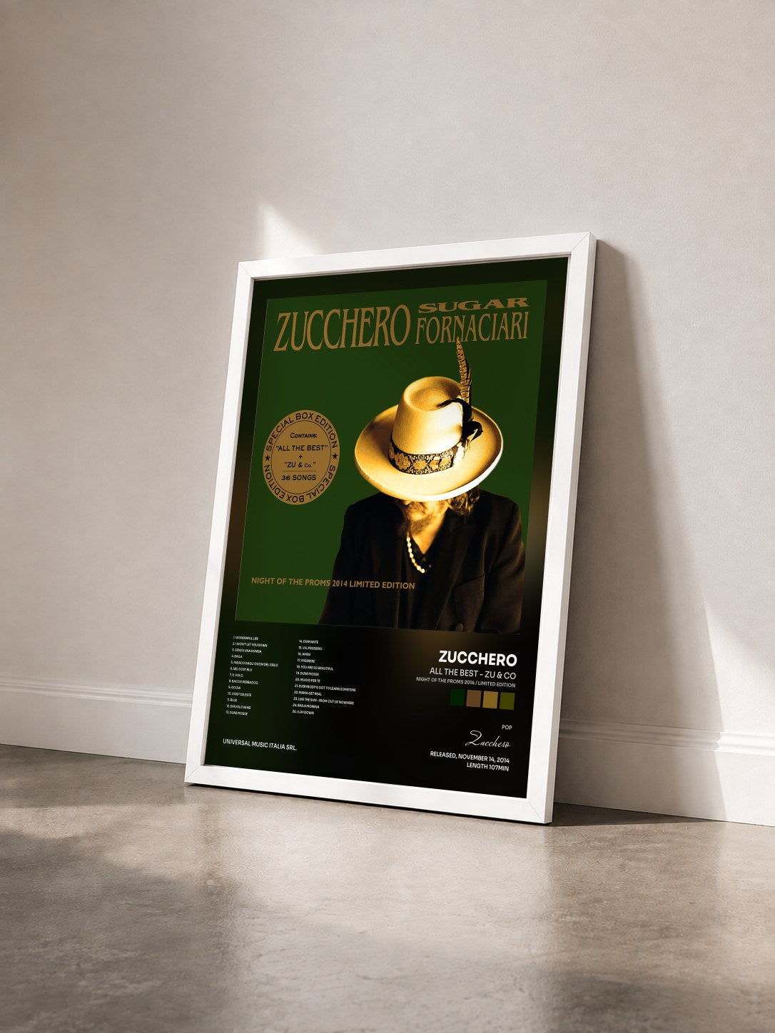 #blanc Tableau de l'album All The Best - Zu & Co (Night Of The Proms 2014 / Limited Edition) de Zucchero vu de trois quarts, cadre blanc