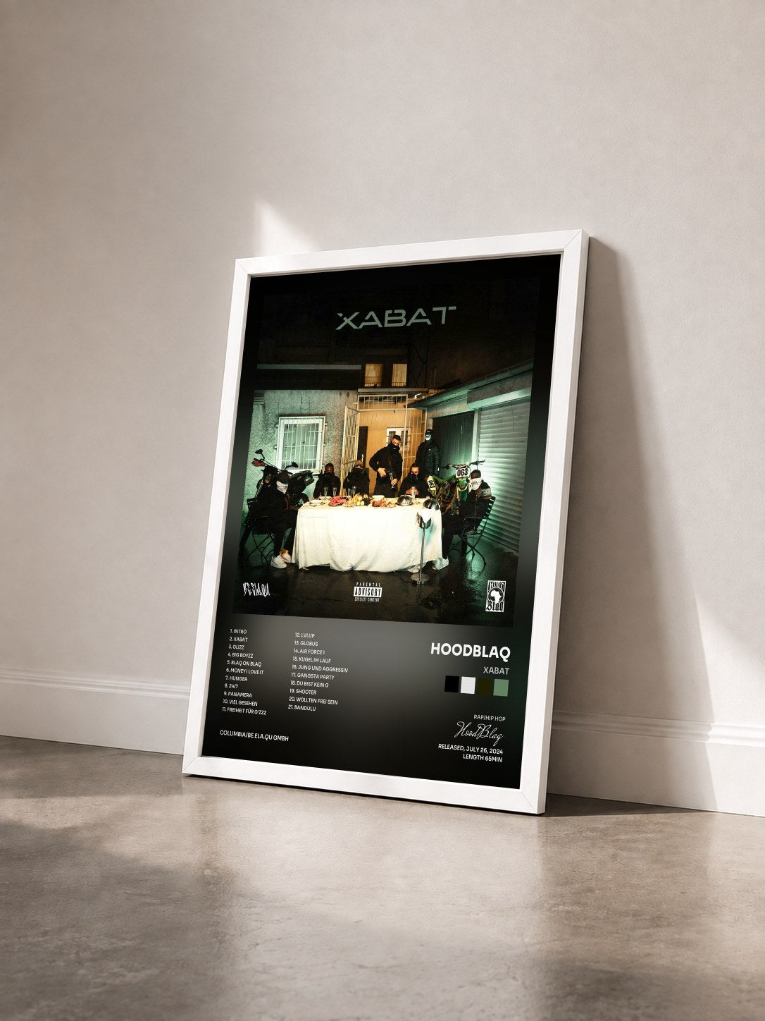 #blanc Tableau de l'album XABAT de HoodBlaq vu de trois quarts, cadre blanc