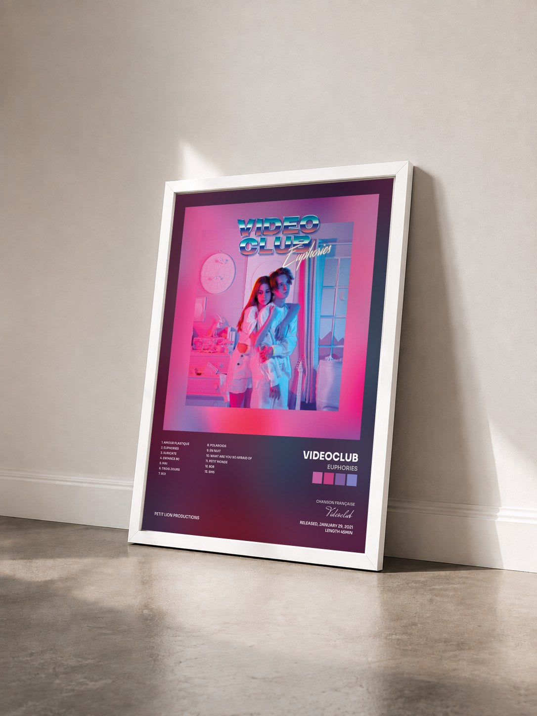 #blanc Tableau de l'album Euphories de Videoclub vu de trois quarts, cadre blanc