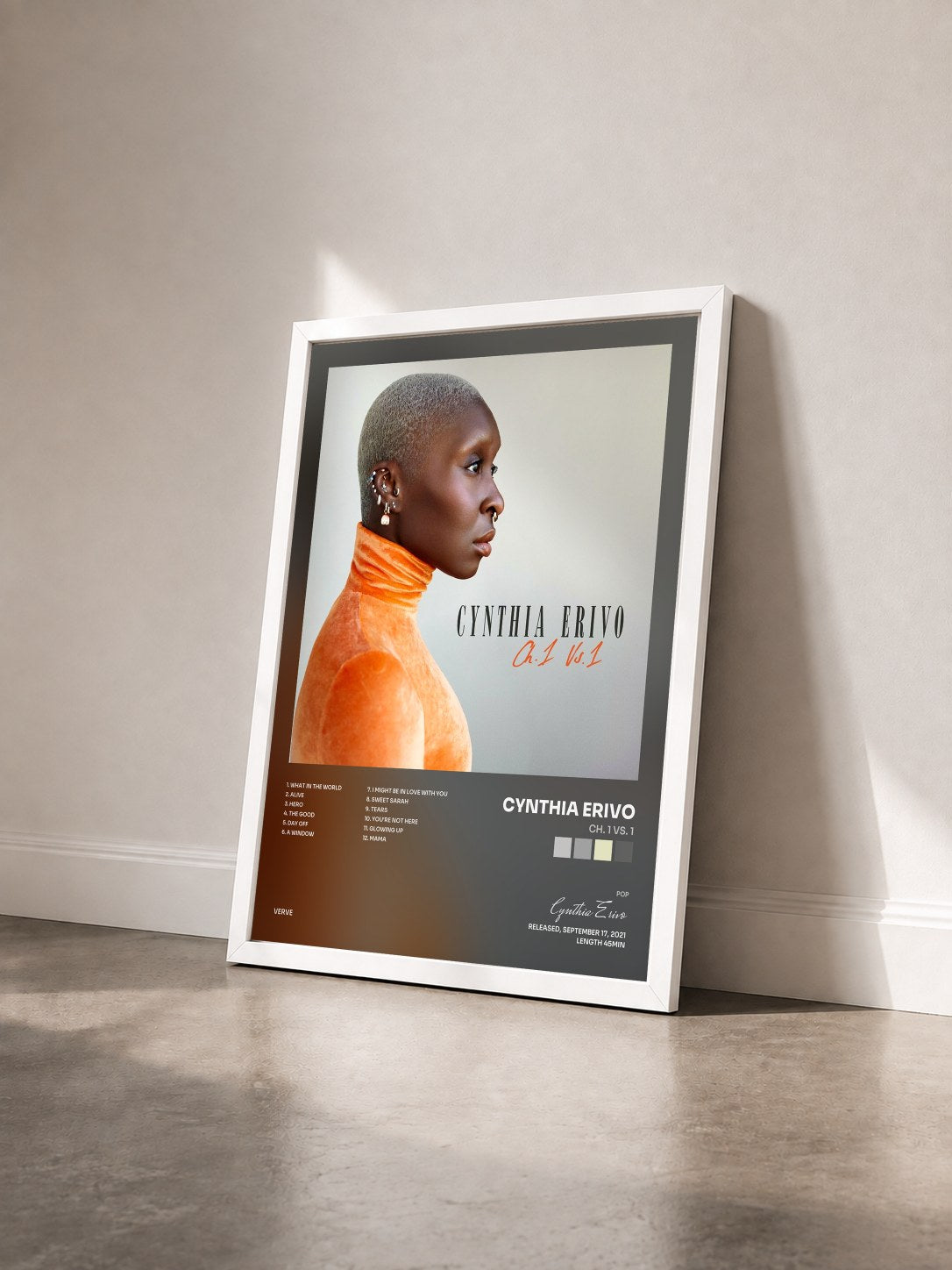 #blanc Tableau de l'album Ch. 1 Vs. 1 de Cynthia Erivo vu de trois quarts, cadre blanc