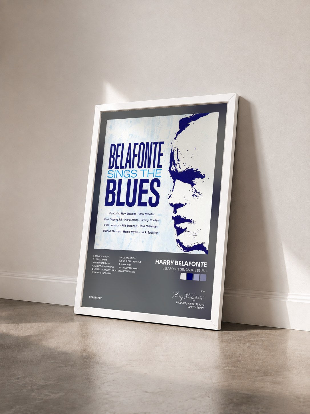 #blanc Tableau de l'album Belafonte Sings the Blues de Harry Belafonte vu de trois quarts, cadre blanc