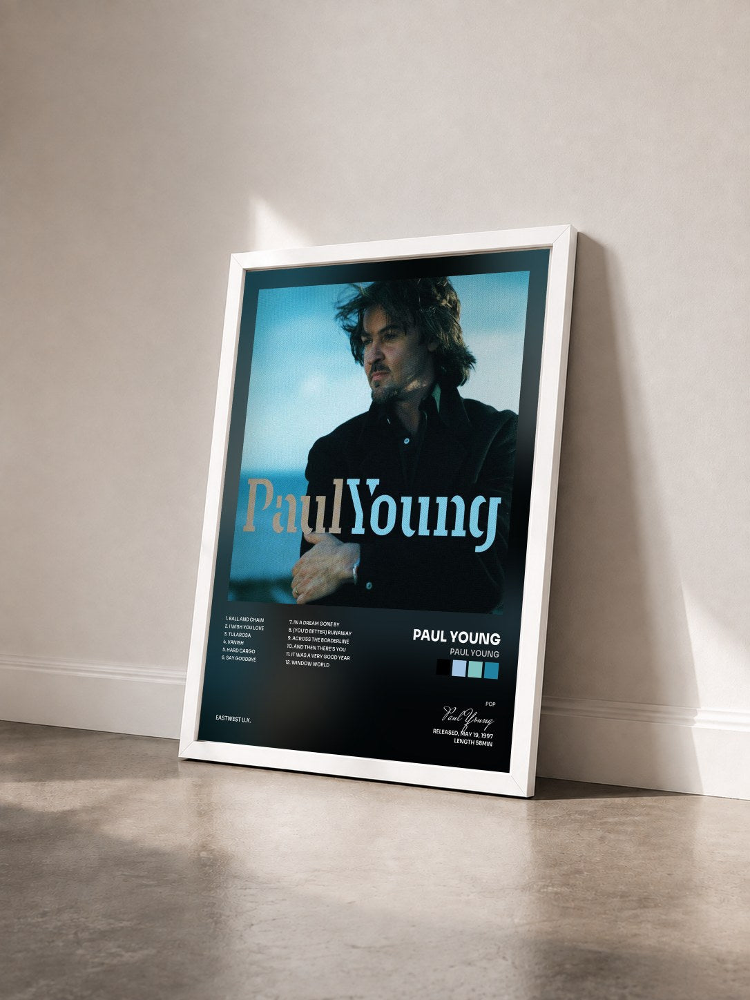 #blanc Tableau de l'album Paul Young de Paul Young vu de trois quarts, cadre blanc