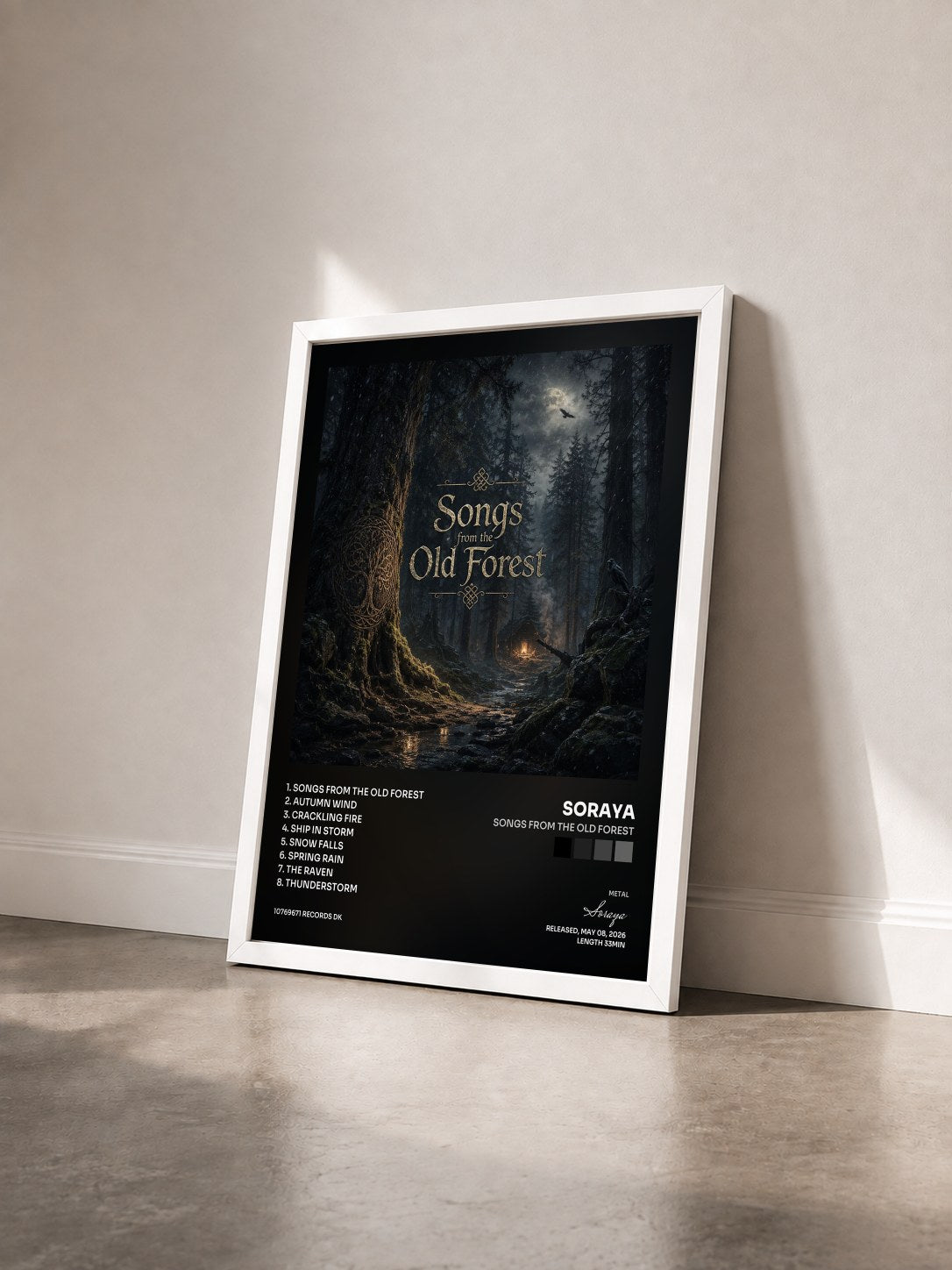 #blanc Tableau de l'album Songs from the Old Forest de Soraya vu de trois quarts, cadre blanc