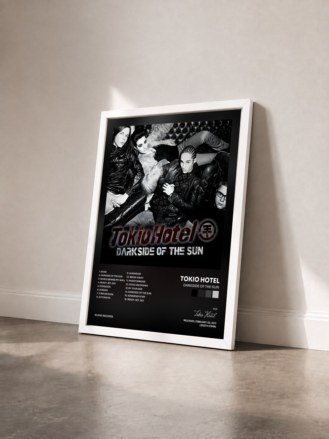 #blanc Tableau de l'album Darkside Of The Sun de Tokio Hotel vu de trois quarts, cadre blanc