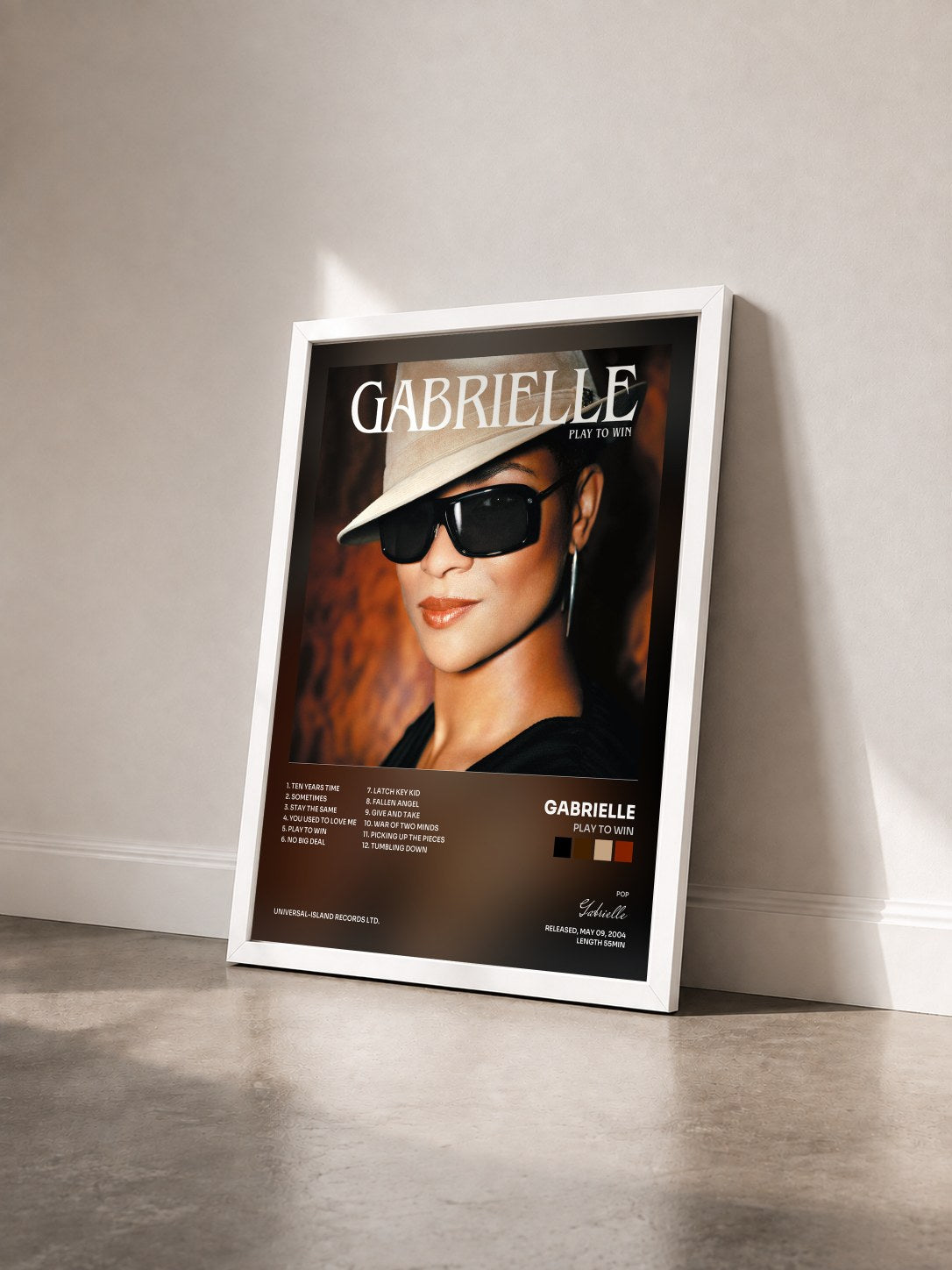 #blanc Tableau de l'album Play To Win de Gabrielle vu de trois quarts, cadre blanc