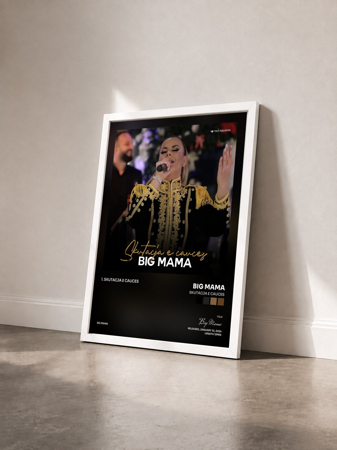 #blanc Tableau de l'album Skutacja e cauces de Big Mama vu de trois quarts, cadre blanc