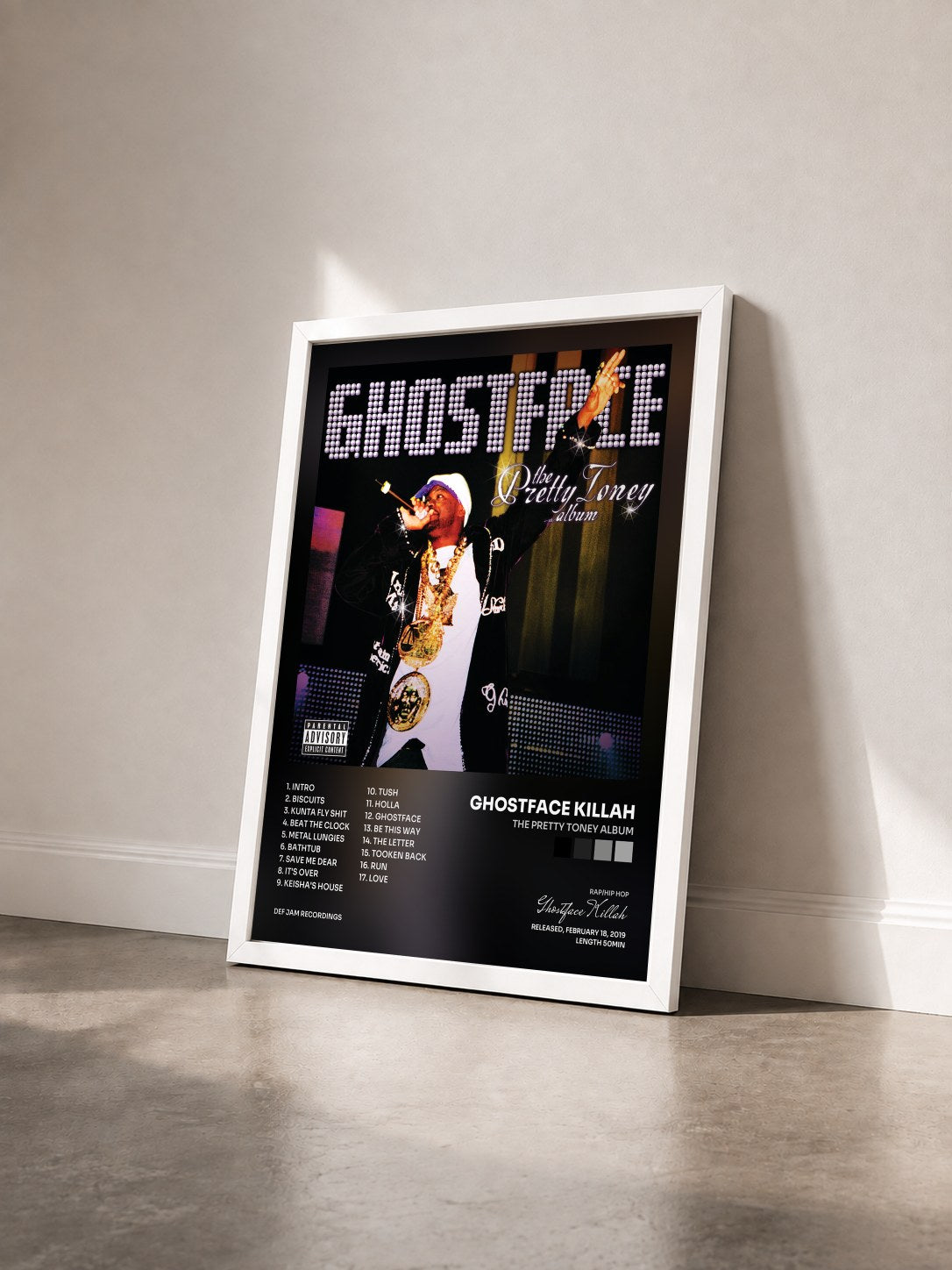 #blanc Tableau de l'album The Pretty Toney Album de Ghostface Killah vu de trois quarts, cadre blanc