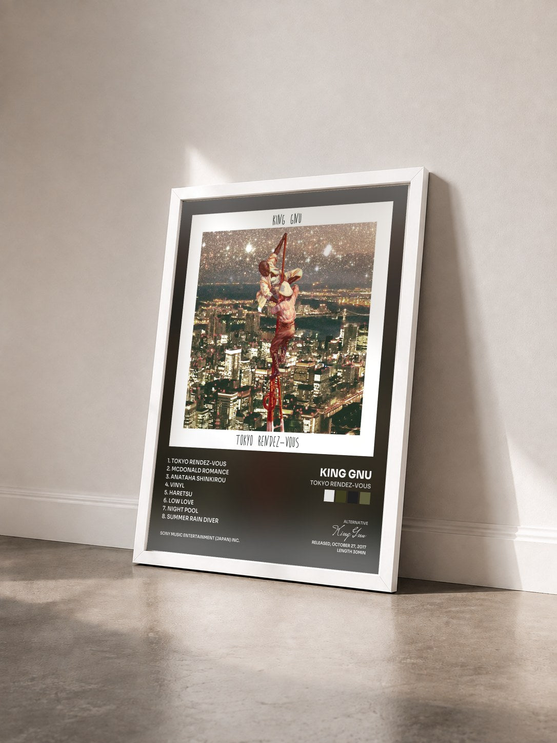 #blanc Tableau de l'album Tokyo Rendez-Vous de King Gnu vu de trois quarts, cadre blanc