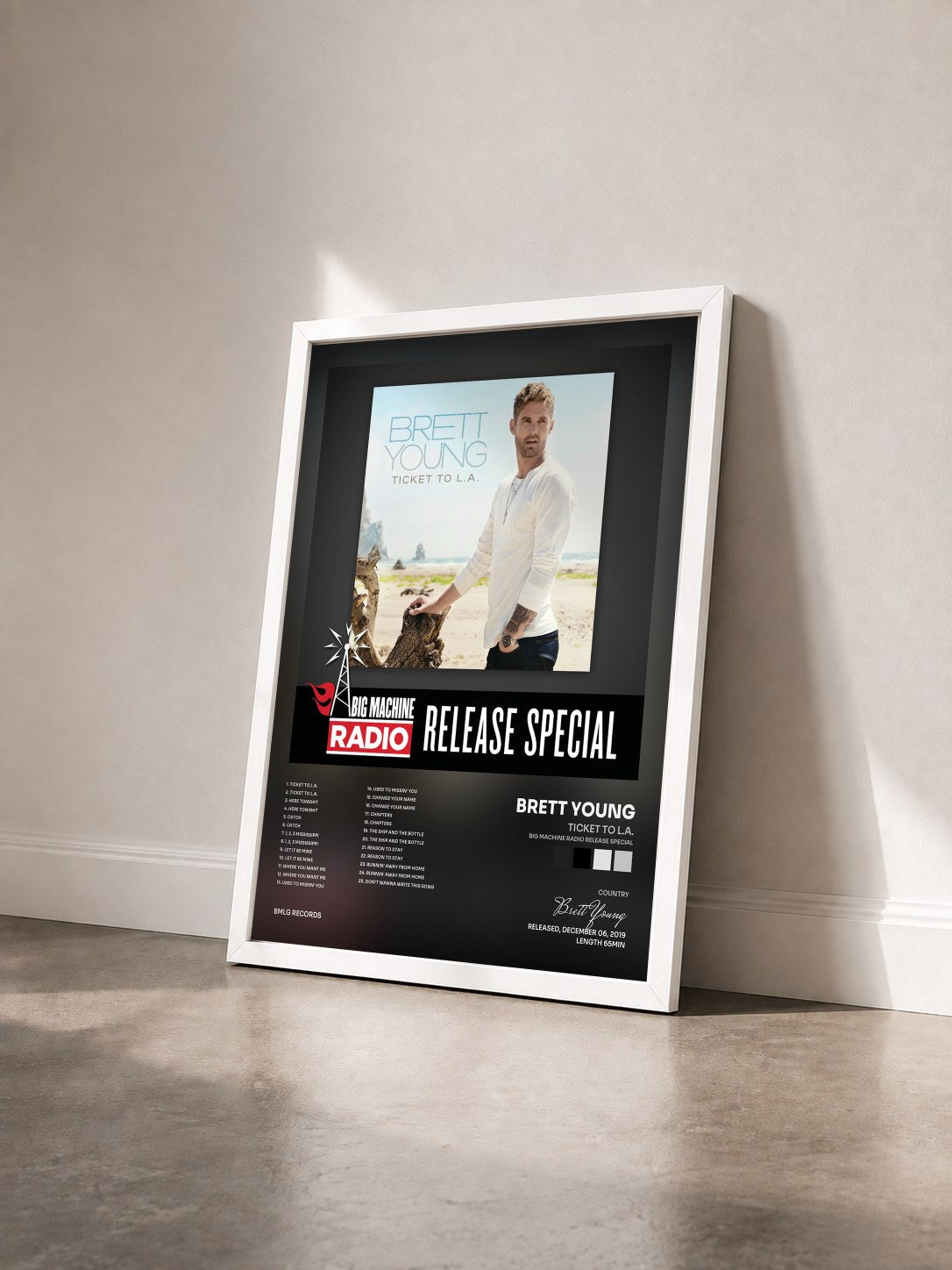 #blanc Tableau de l'album Ticket To L.A. (Big Machine Radio Release Special) de Brett Young vu de trois quarts, cadre blanc