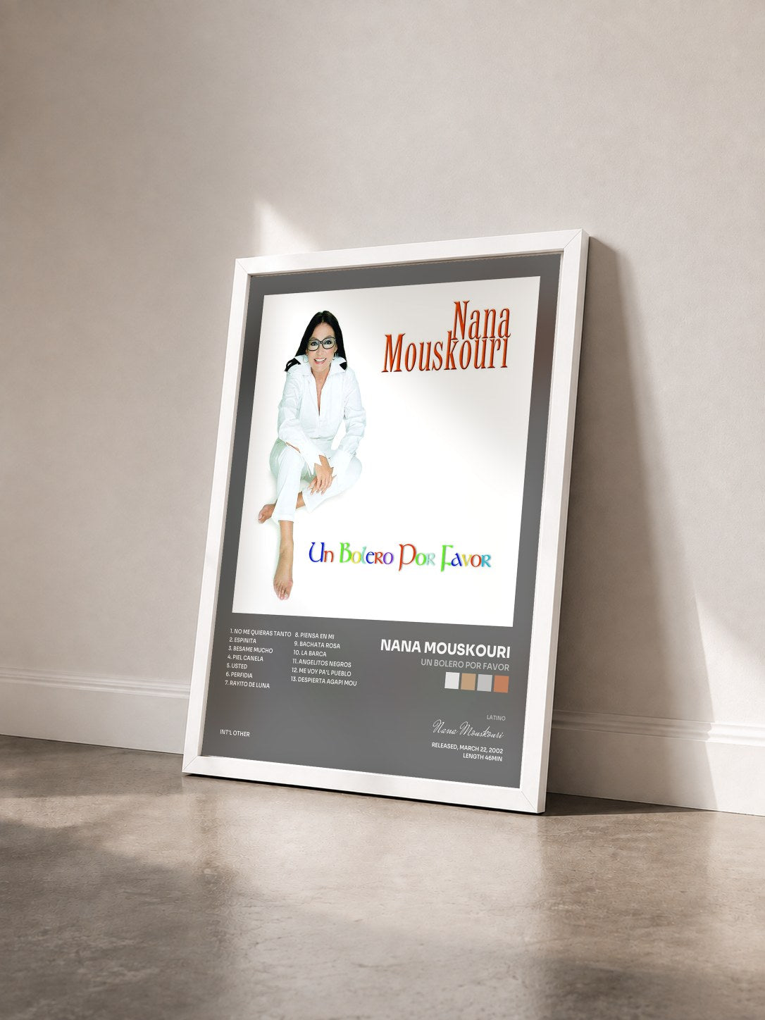 #blanc Tableau de l'album Un Bolero Por Favor de Nana Mouskouri vu de trois quarts, cadre blanc