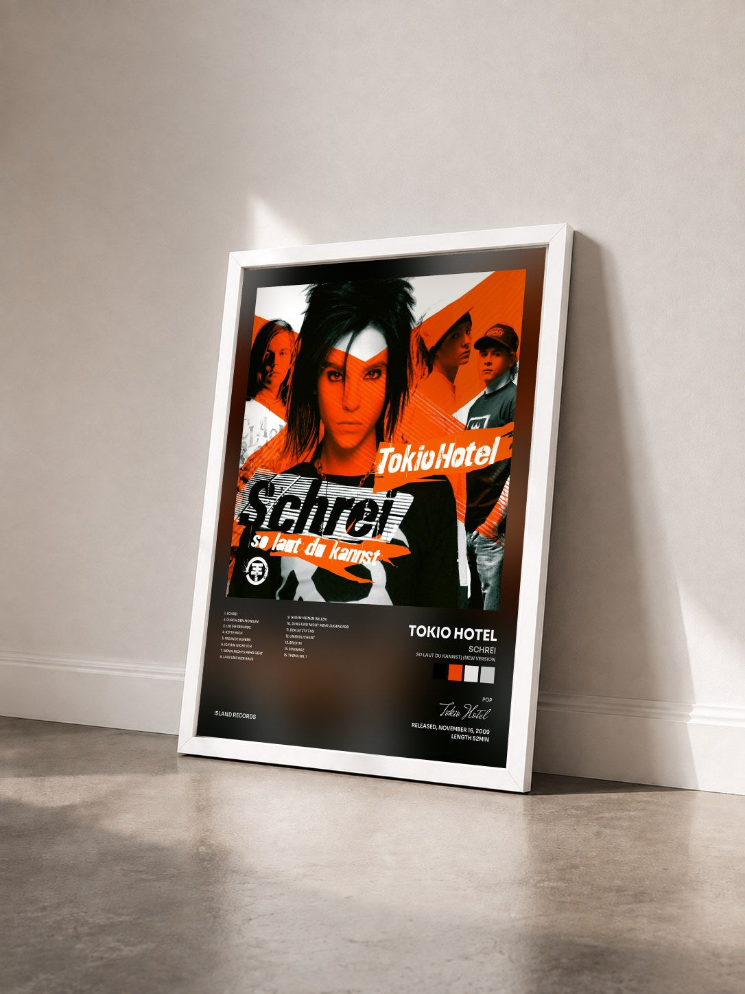 #blanc Tableau de l'album Schrei (so laut du kannst) (New Version) de Tokio Hotel vu de trois quarts, cadre blanc