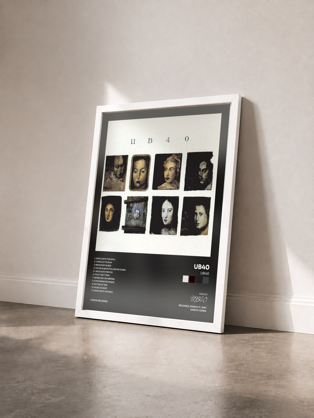#blanc Tableau de l'album UB40 de UB40 vu de trois quarts, cadre blanc