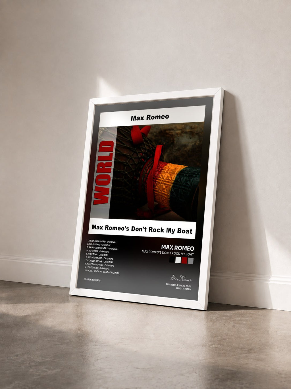 #blanc Tableau de l'album Max Romeo's Don't Rock My Boat de Max Romeo vu de trois quarts, cadre blanc